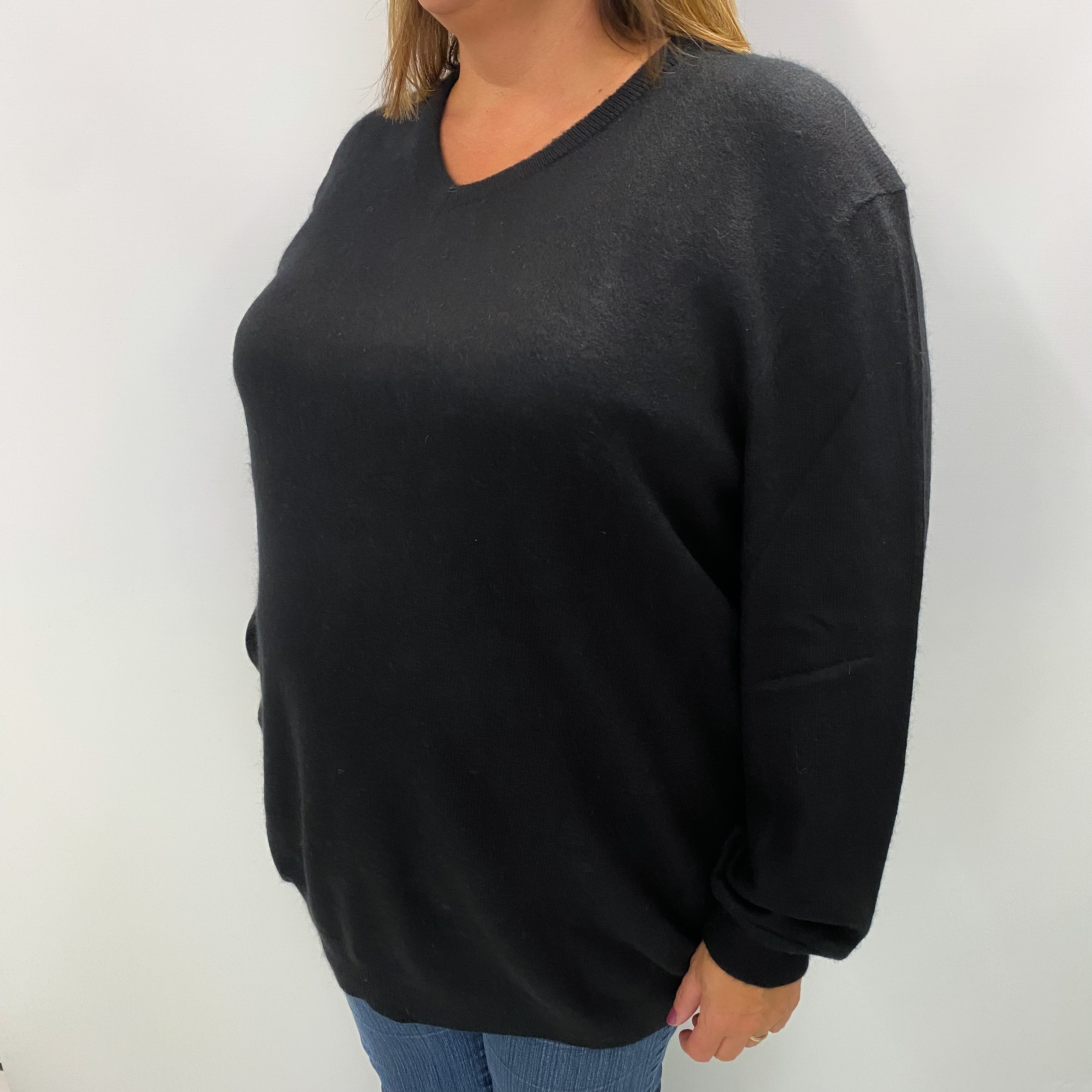 Black Cashmere V Neck Jumper Extra Large