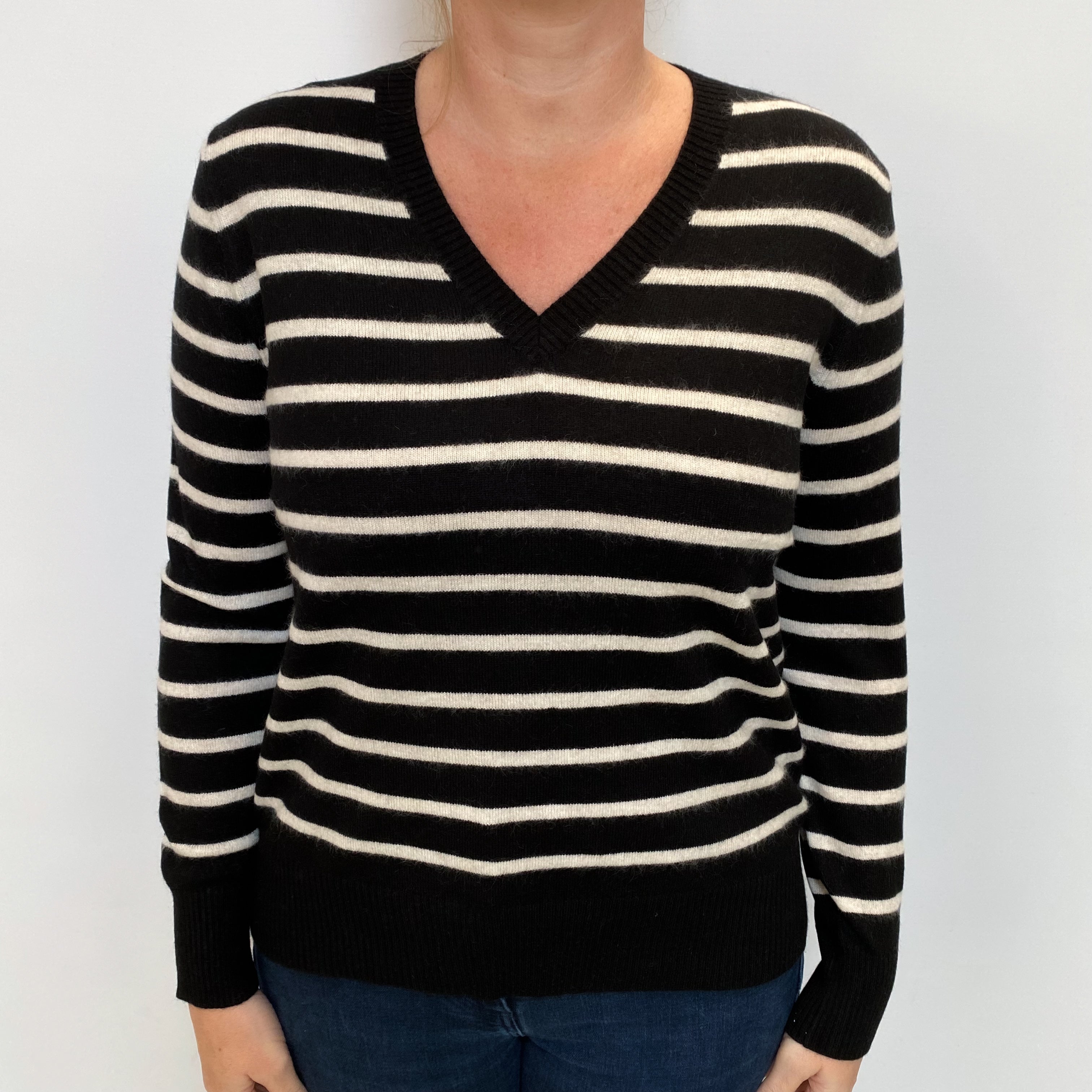 Black Ivory Stripe Cashmere V Neck Jumper Large