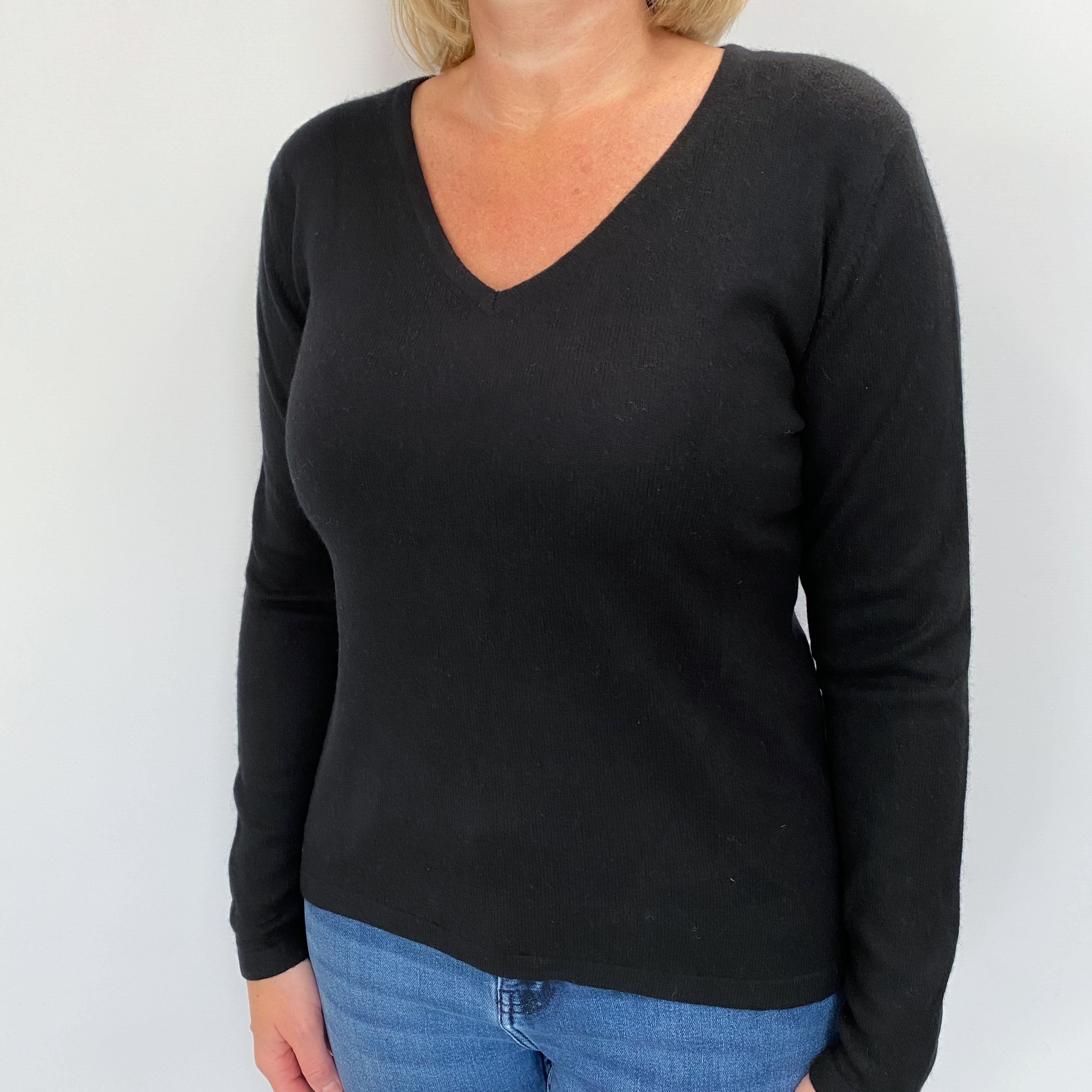 Black Cashmere V Neck Jumper Large