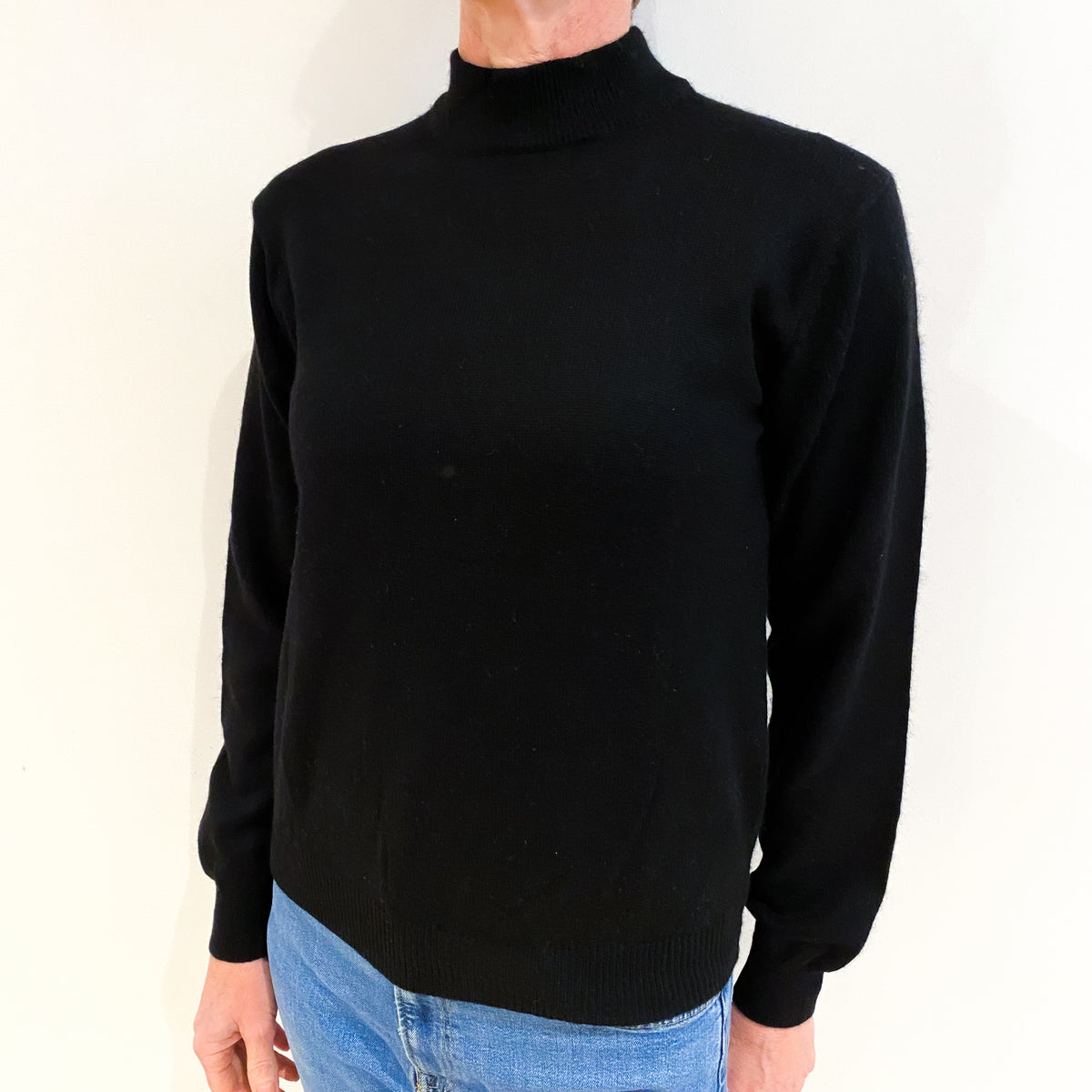 Black Cashmere Turtle Neck Jumper Small