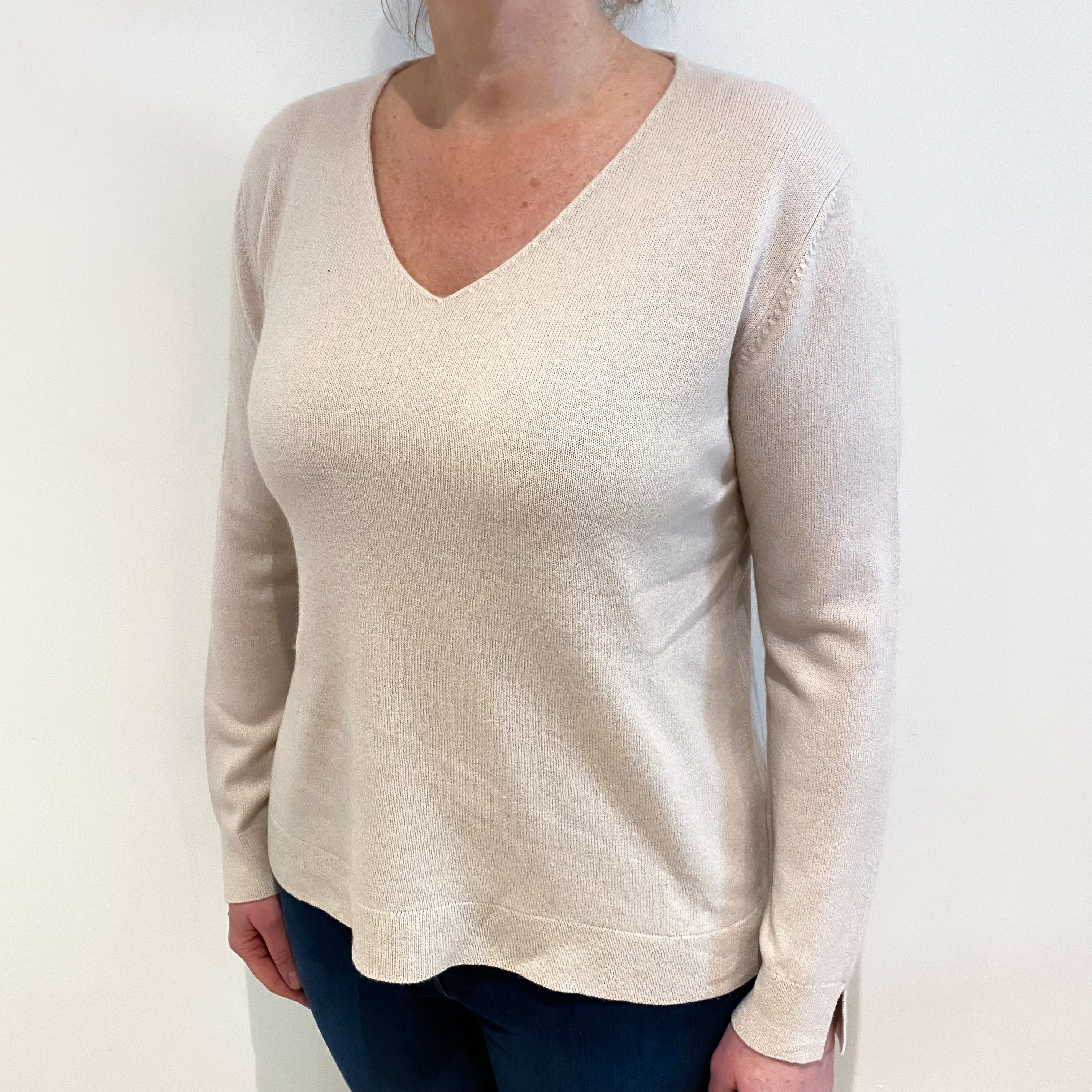 Oyster Pink Cashmere V Neck Jumper Large