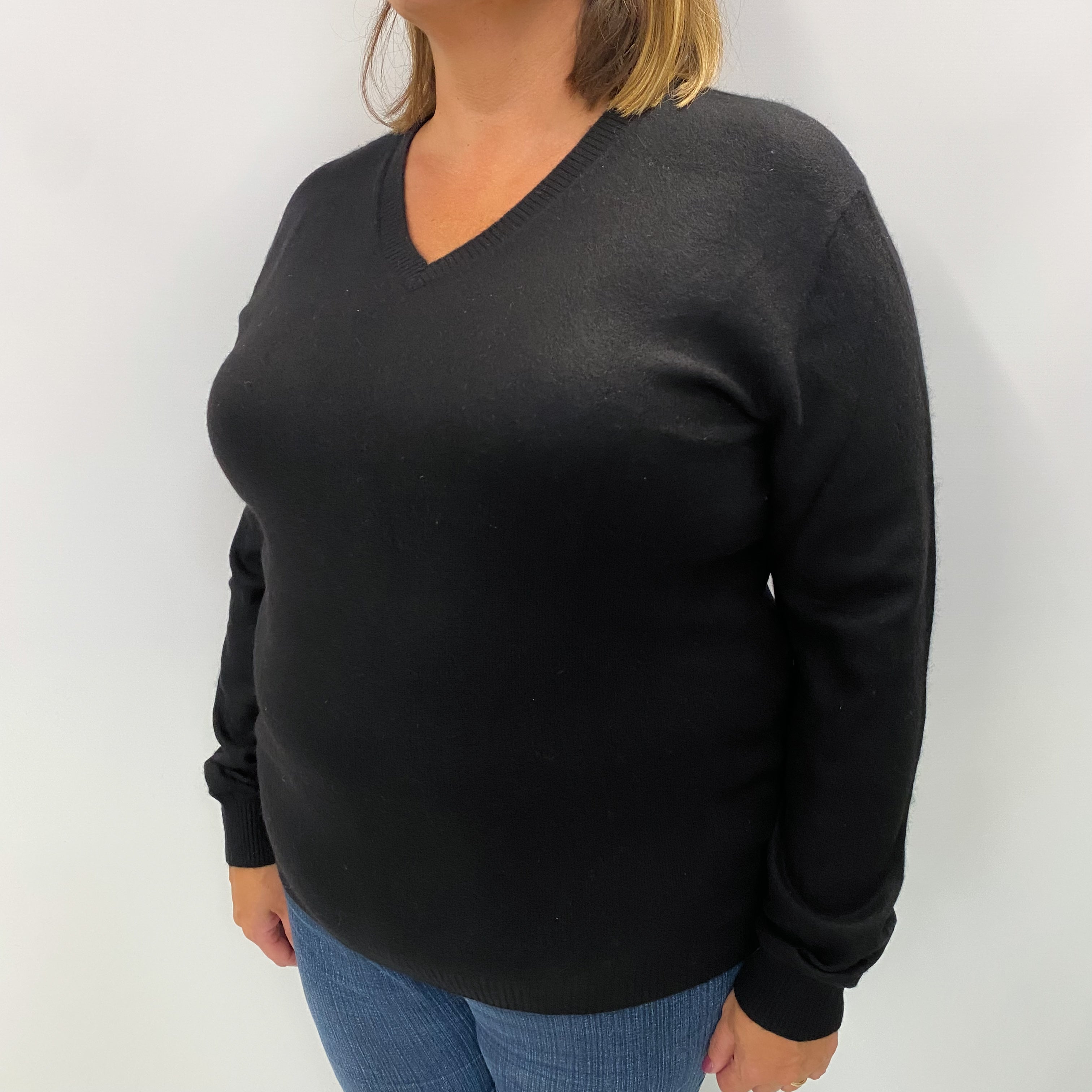 Black Cashmere V Neck Jumper Extra Large