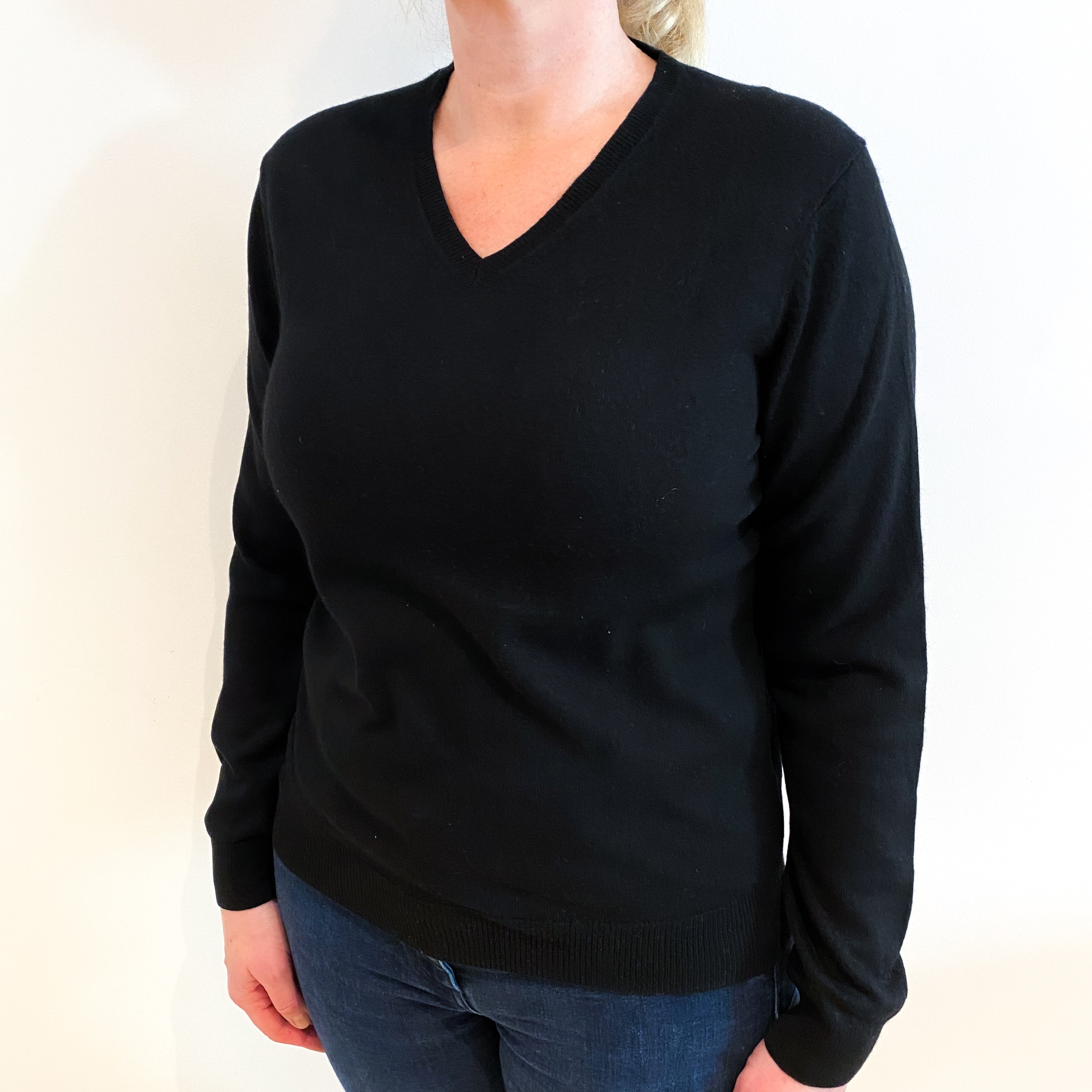Black Cashmere V Neck Jumper Large