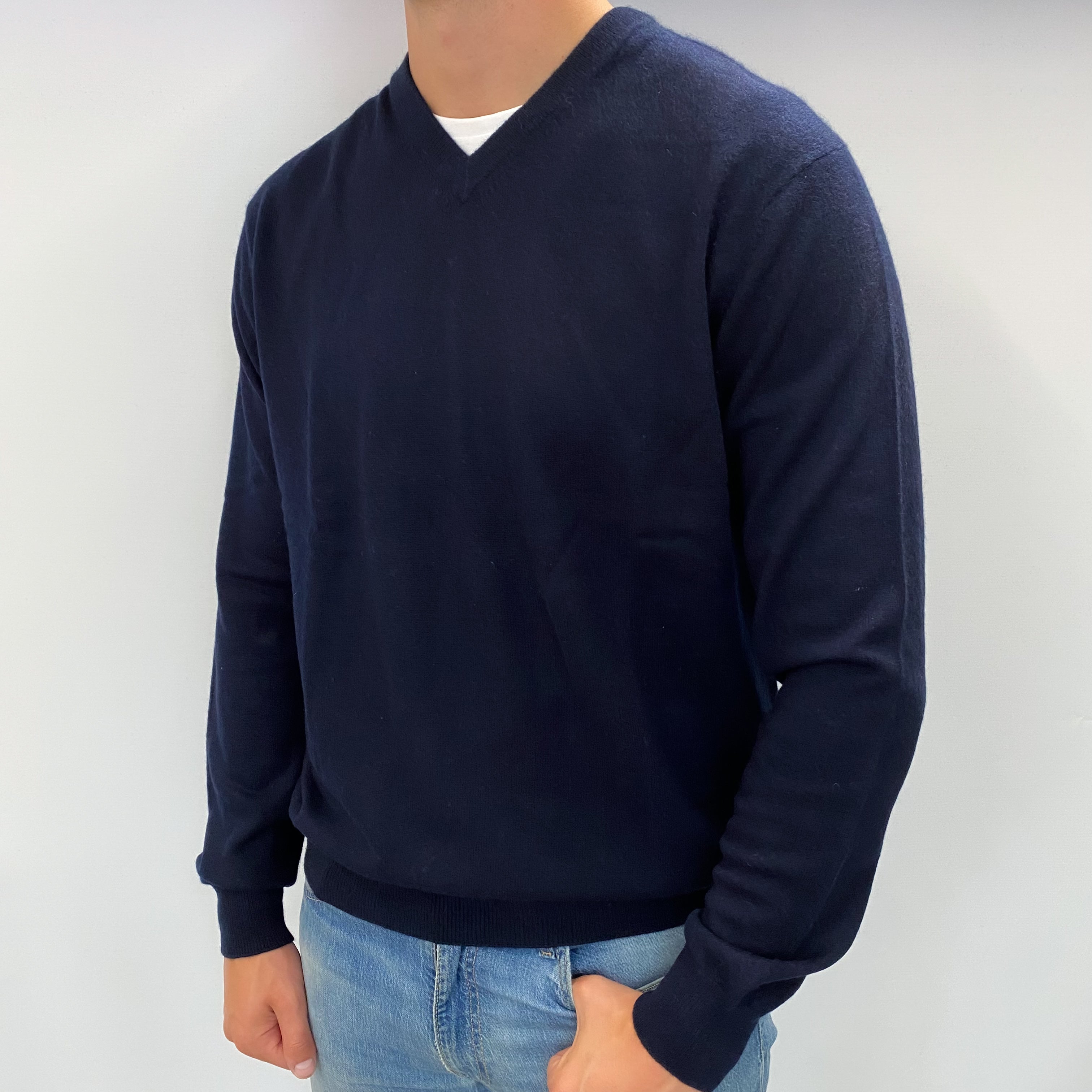 Men's Dark Navy Cashmere V Neck Jumper XL