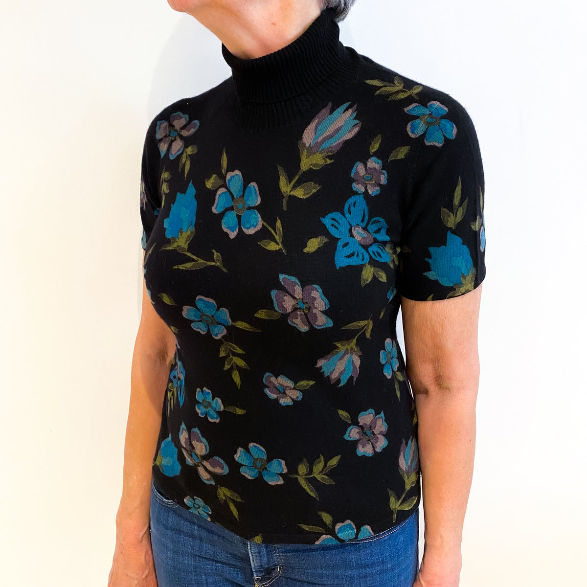 Black Floral Cashmere Polo Neck Short Sleeved Jumper Medium