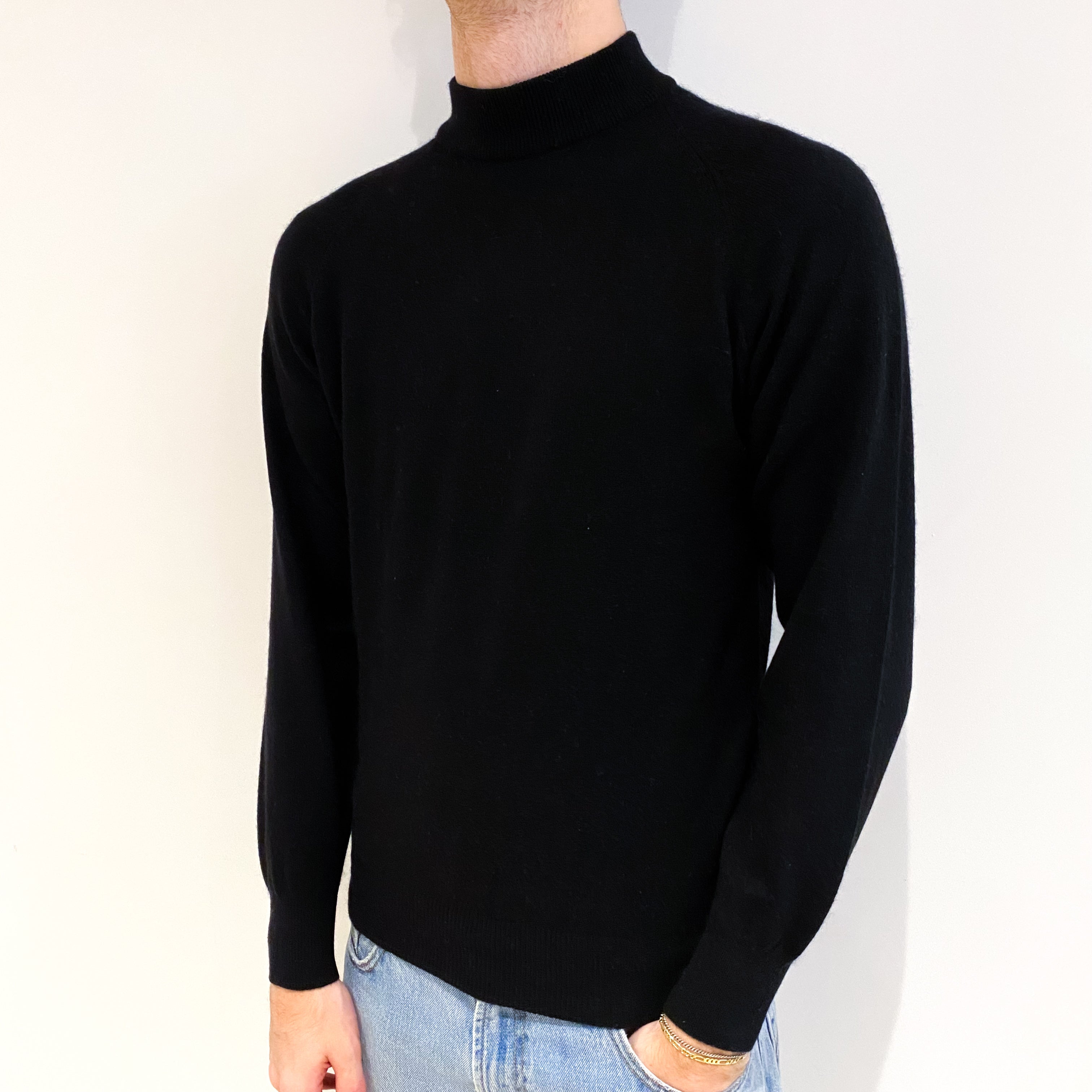 Men's Black Cashmere Turtle Neck Jumper Medium