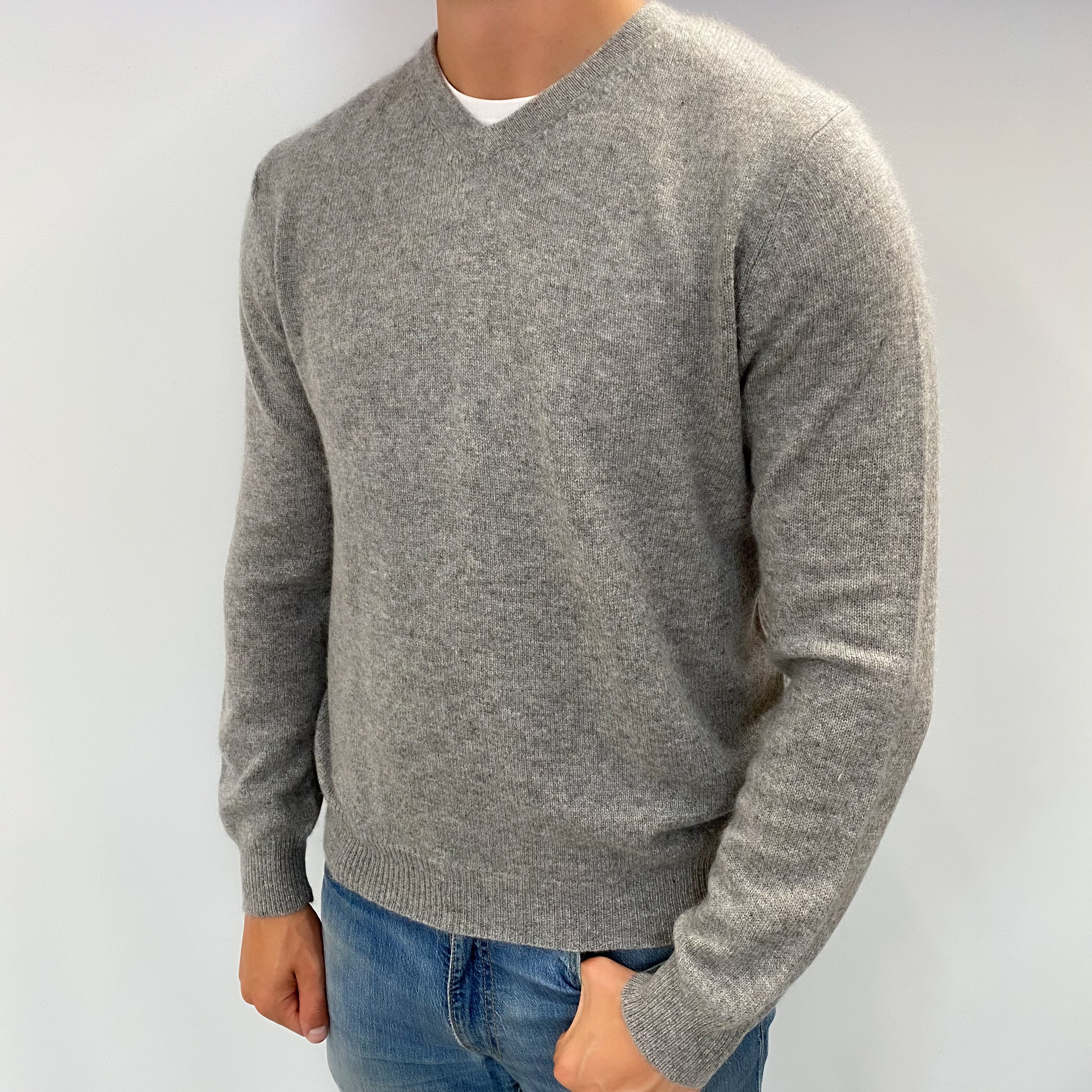 Men's Smoke Grey Cashmere V Neck Jumper XL