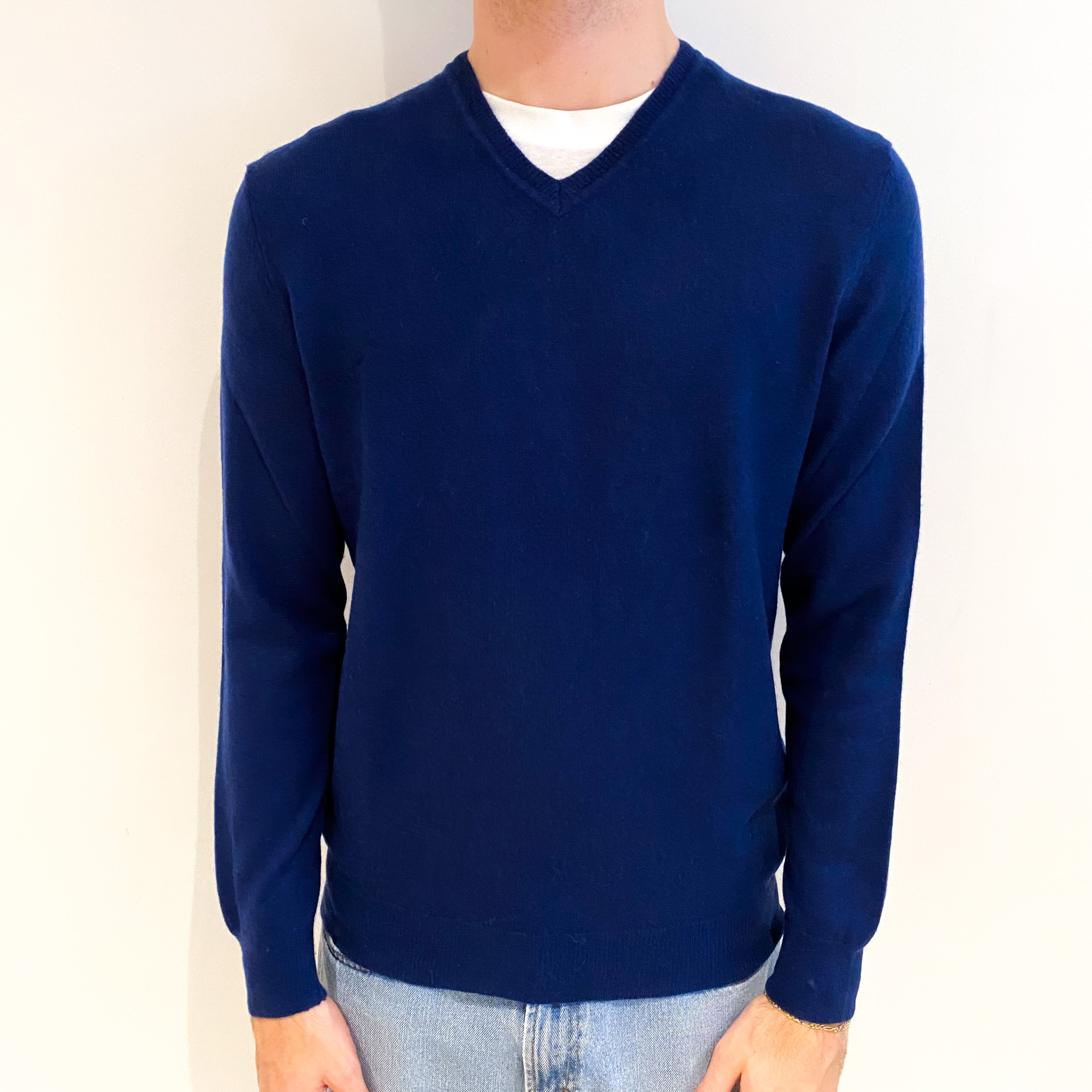 Men's French Navy Cashmere V Neck Jumper Medium