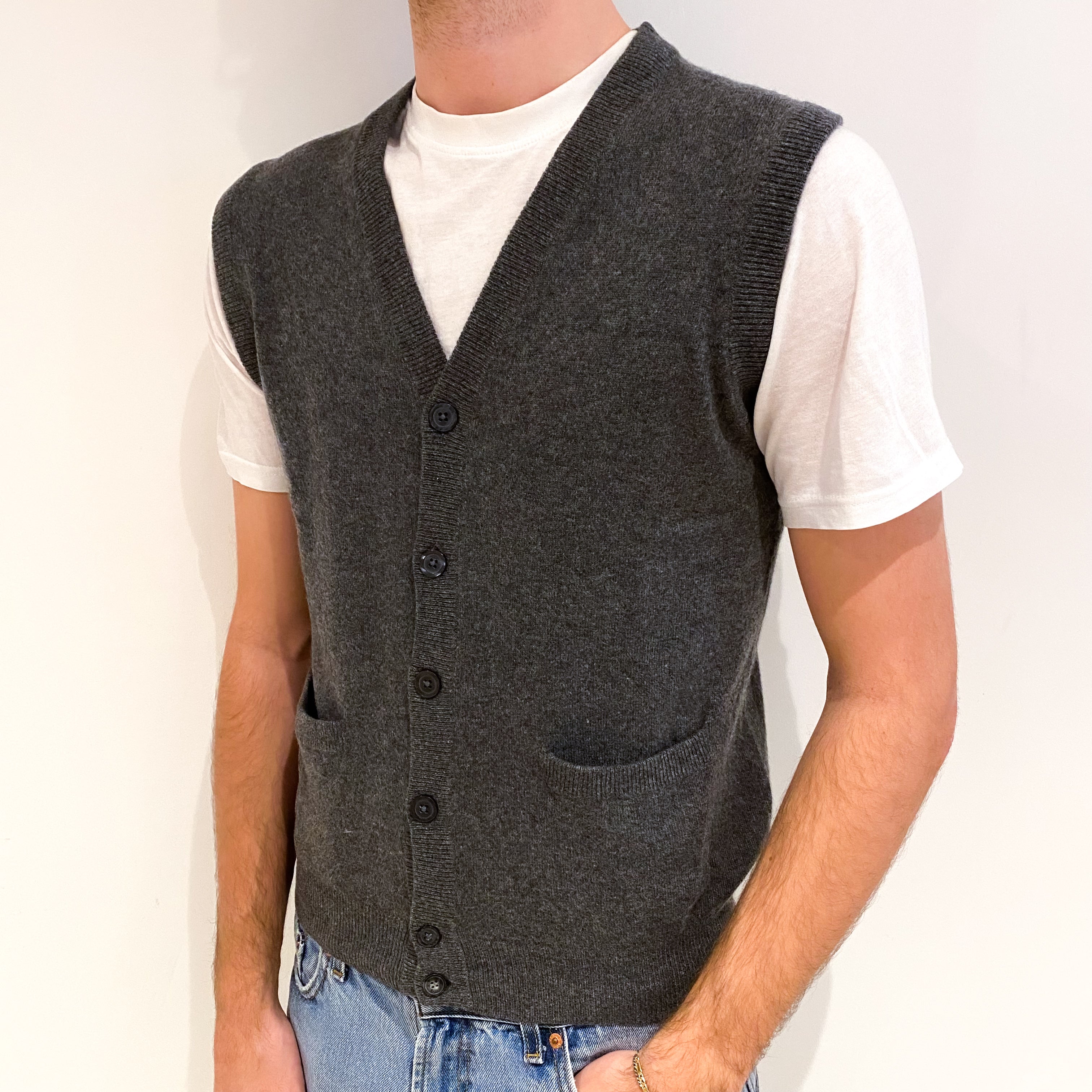 Men's Charcoal Grey Cashmere V Neck Sleeveless Jumper Medium