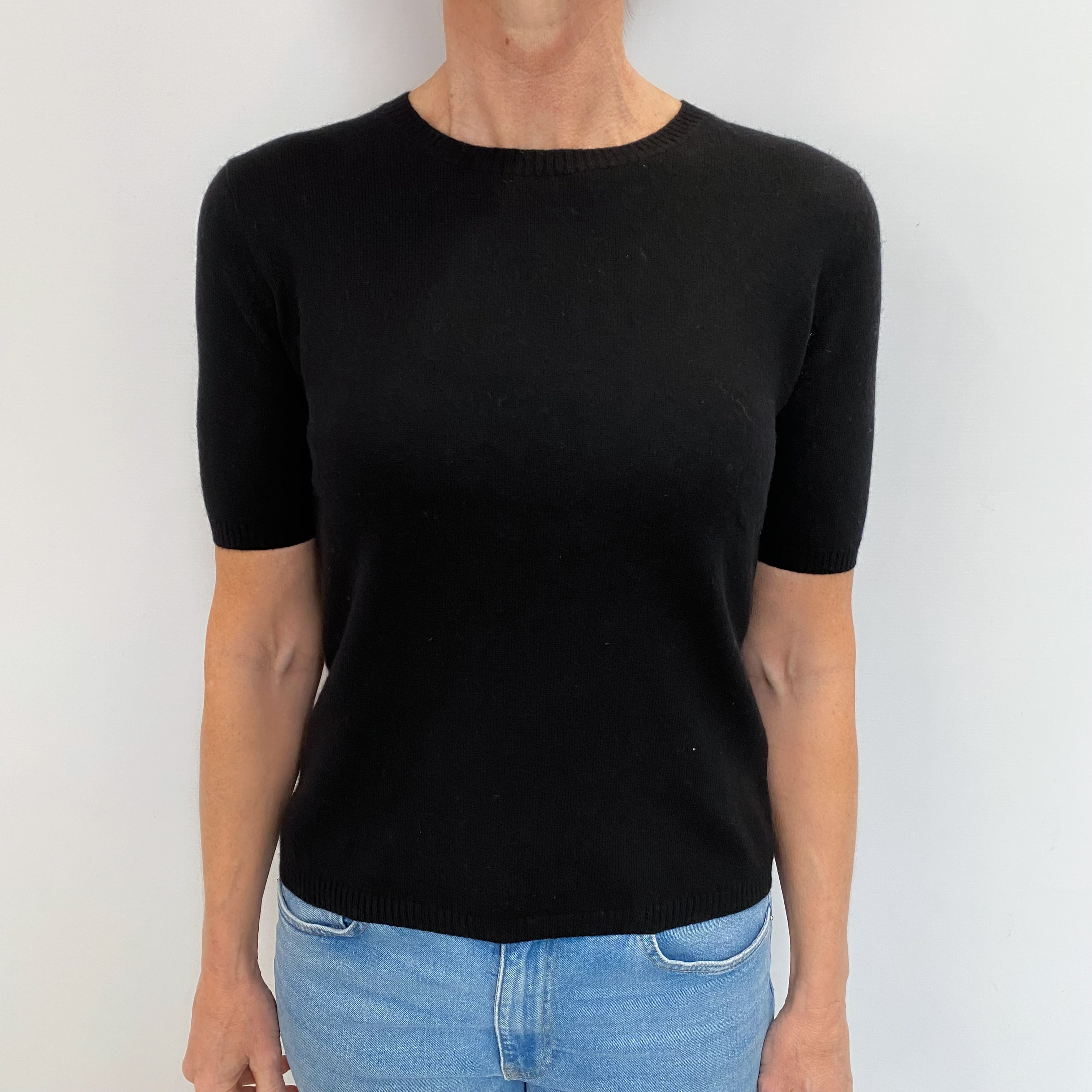Black Cashmere Short Sleeved Crew Neck Jumper Small