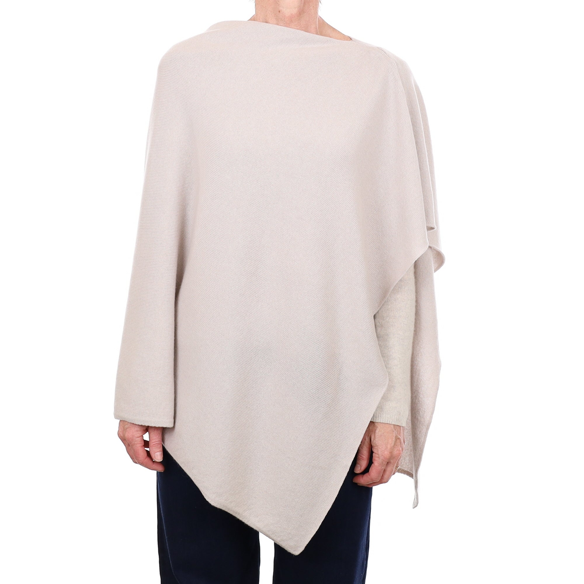 Brand New Scottish Dove Grey Cashmere Poncho One Size