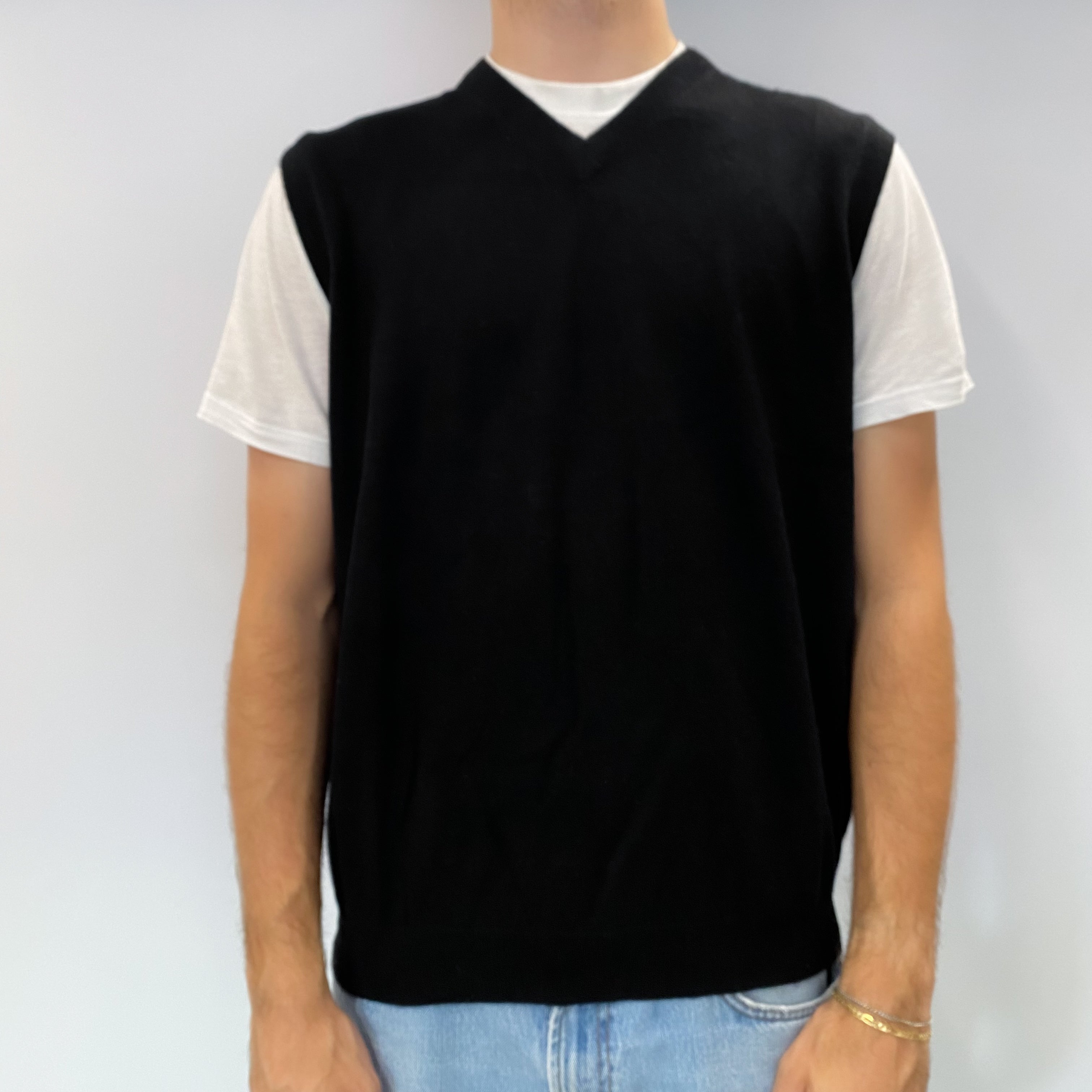 Men's Black Cashmere Sleeveless V Neck Jumper Large