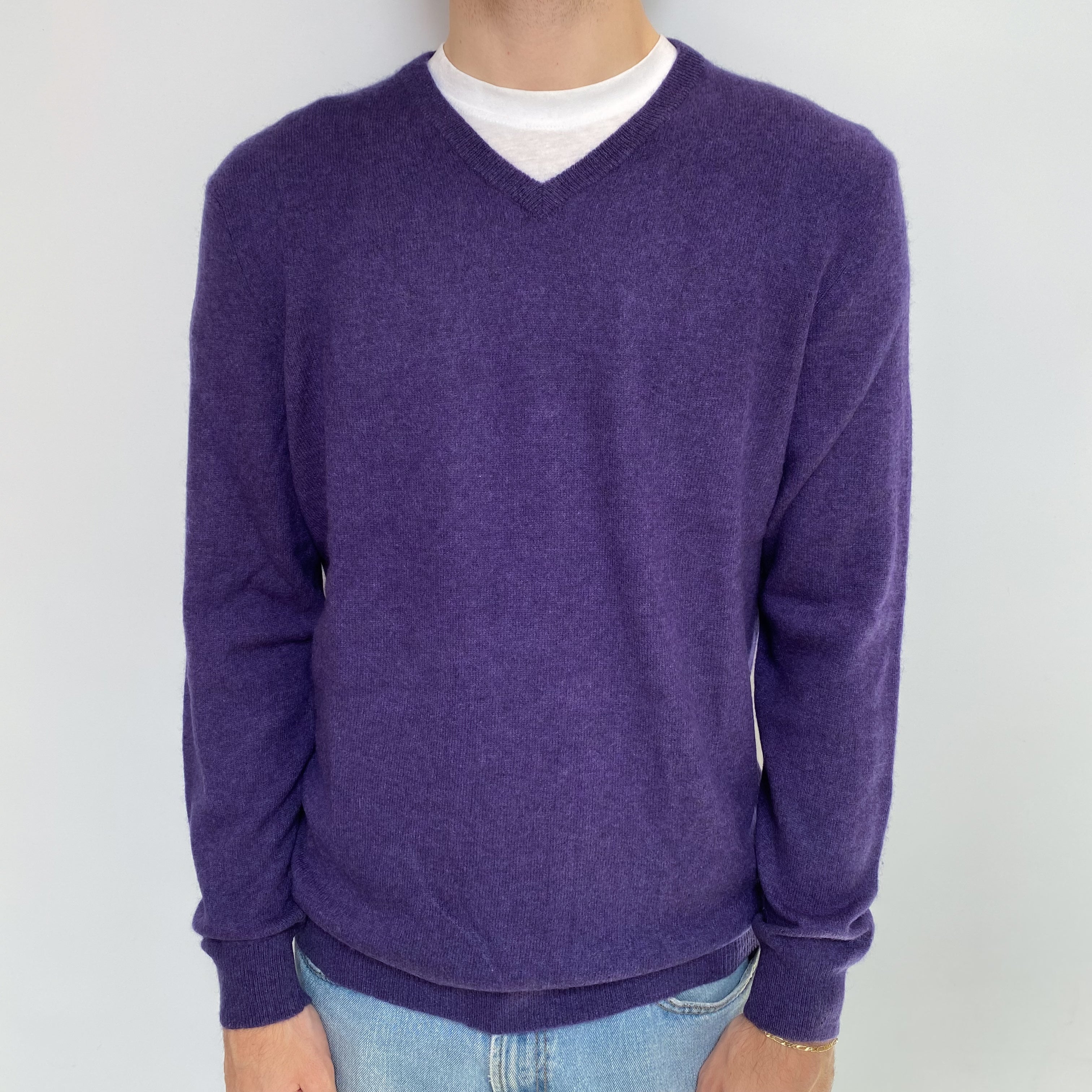 Men's Amethyst Purple Cashmere V Neck Jumper Large