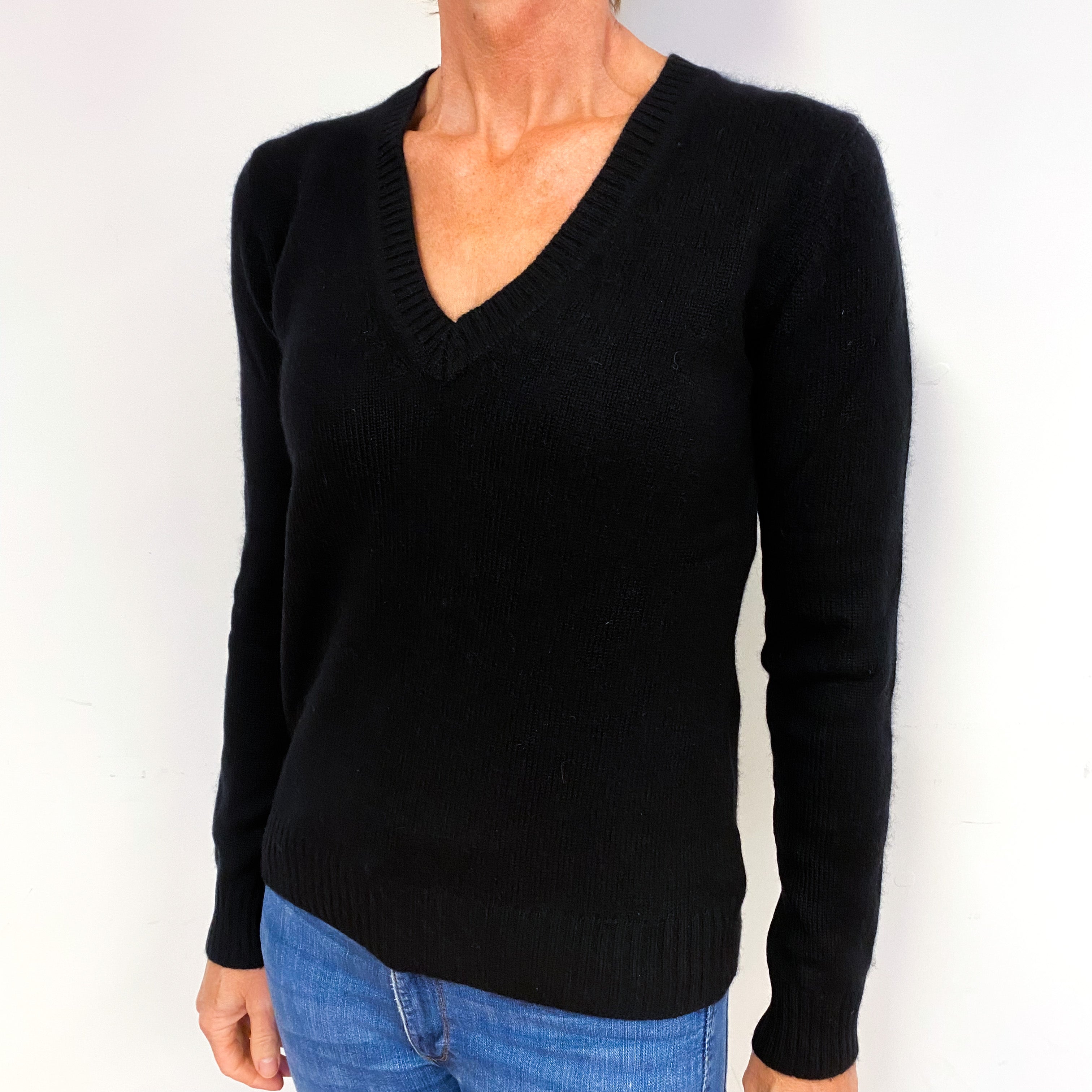 Black Cashmere V-Neck Jumper Medium