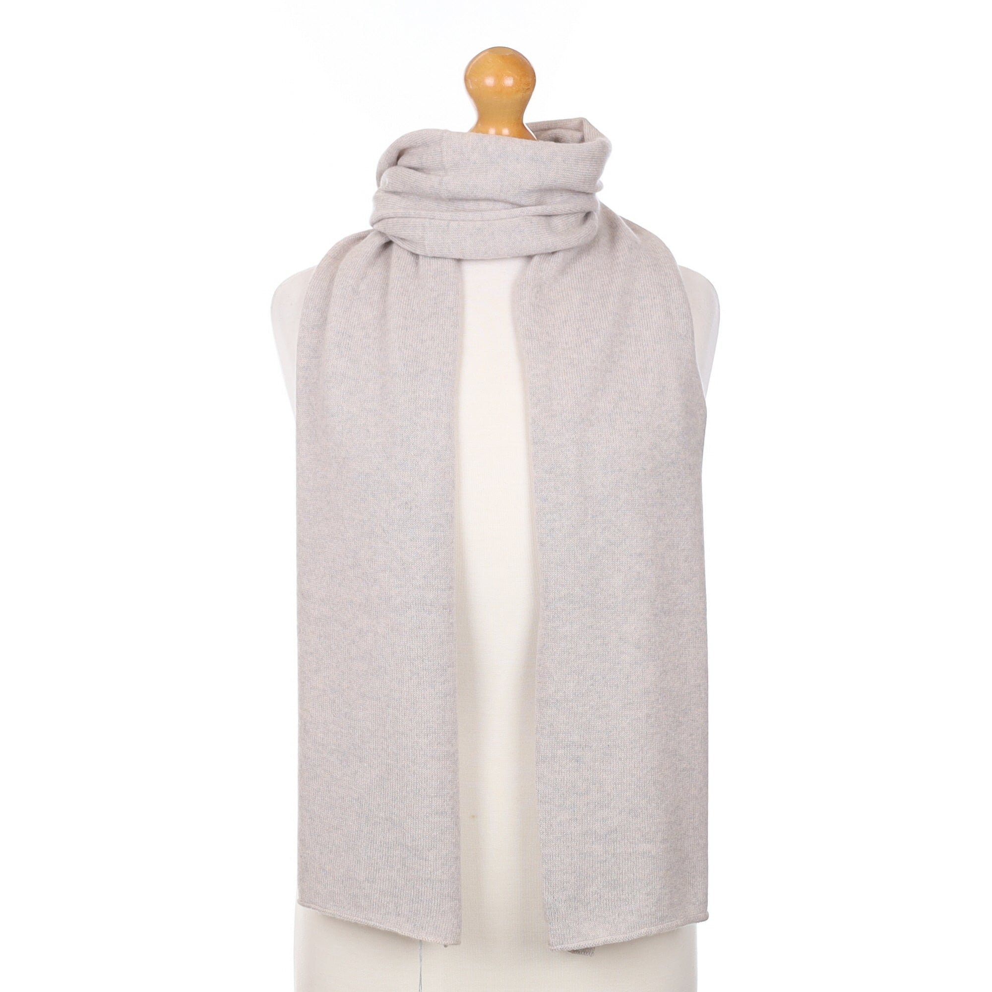 Brand New Scottish Mist Grey Cashmere Knitted Scarf