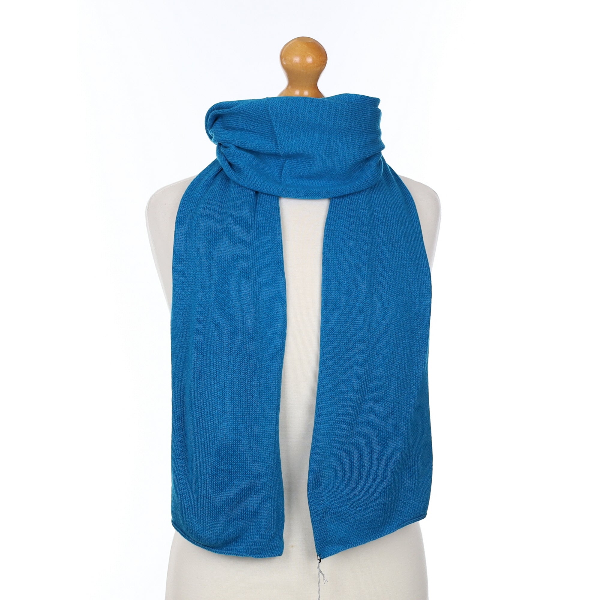 Brand New Scottish Cerulean Blue Cashmere Knitted Scarf