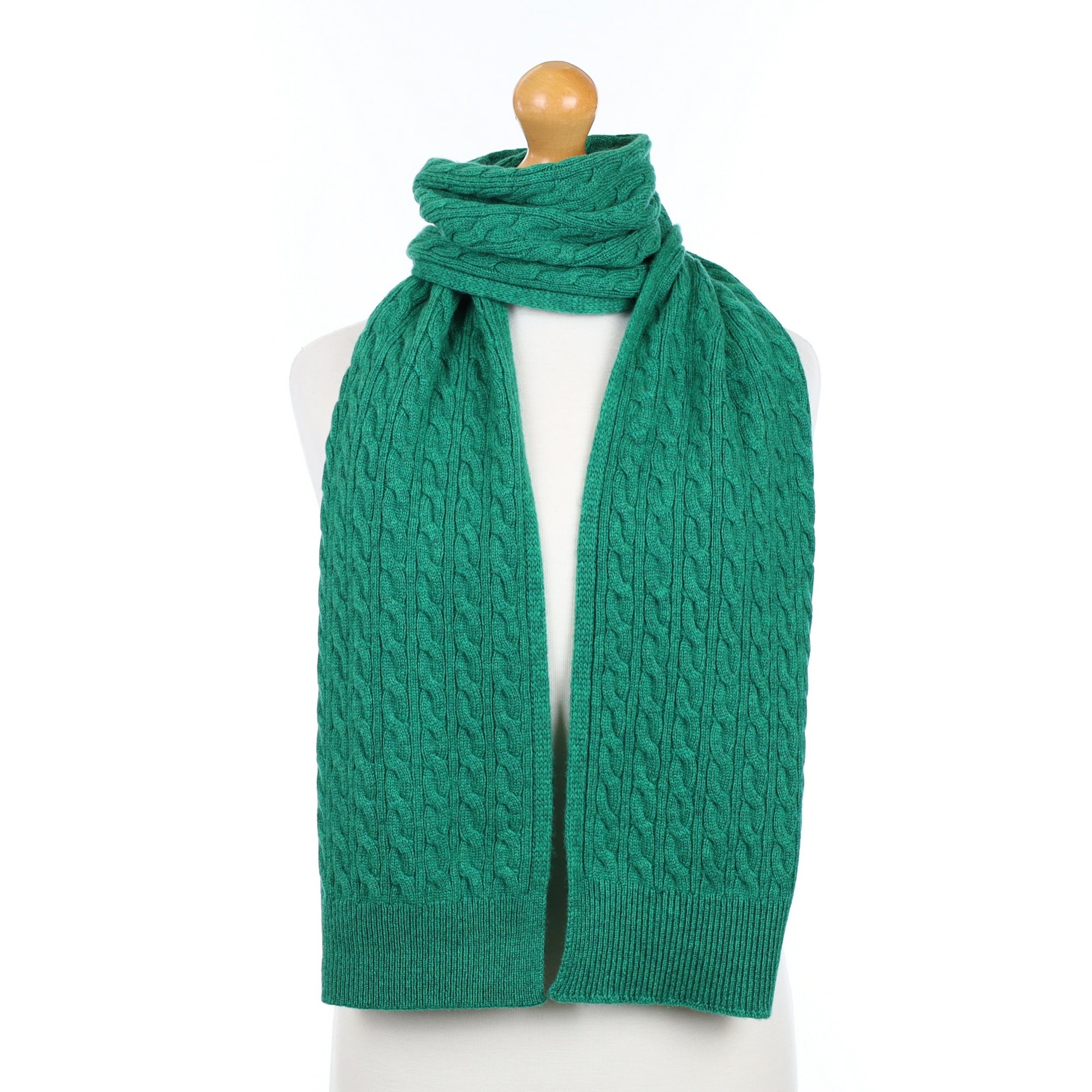 Brand New Scottish Emerald Green Cashmere Cable Scarf