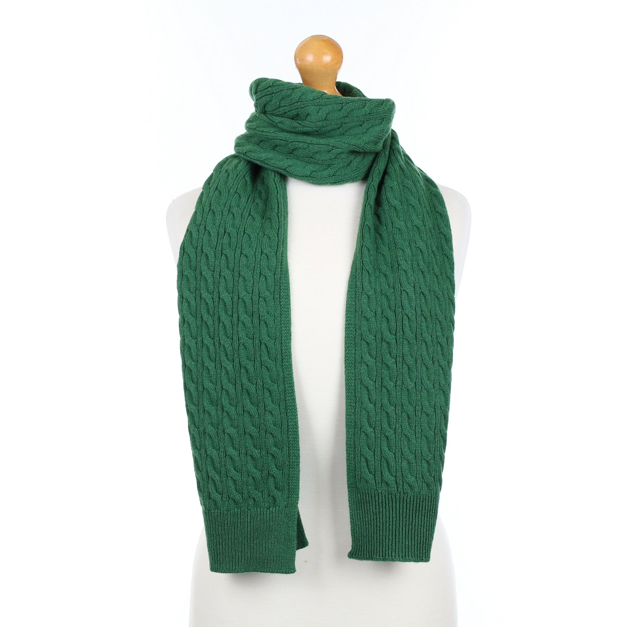 Brand New Scottish Grass Green Cashmere Cable Scarf
