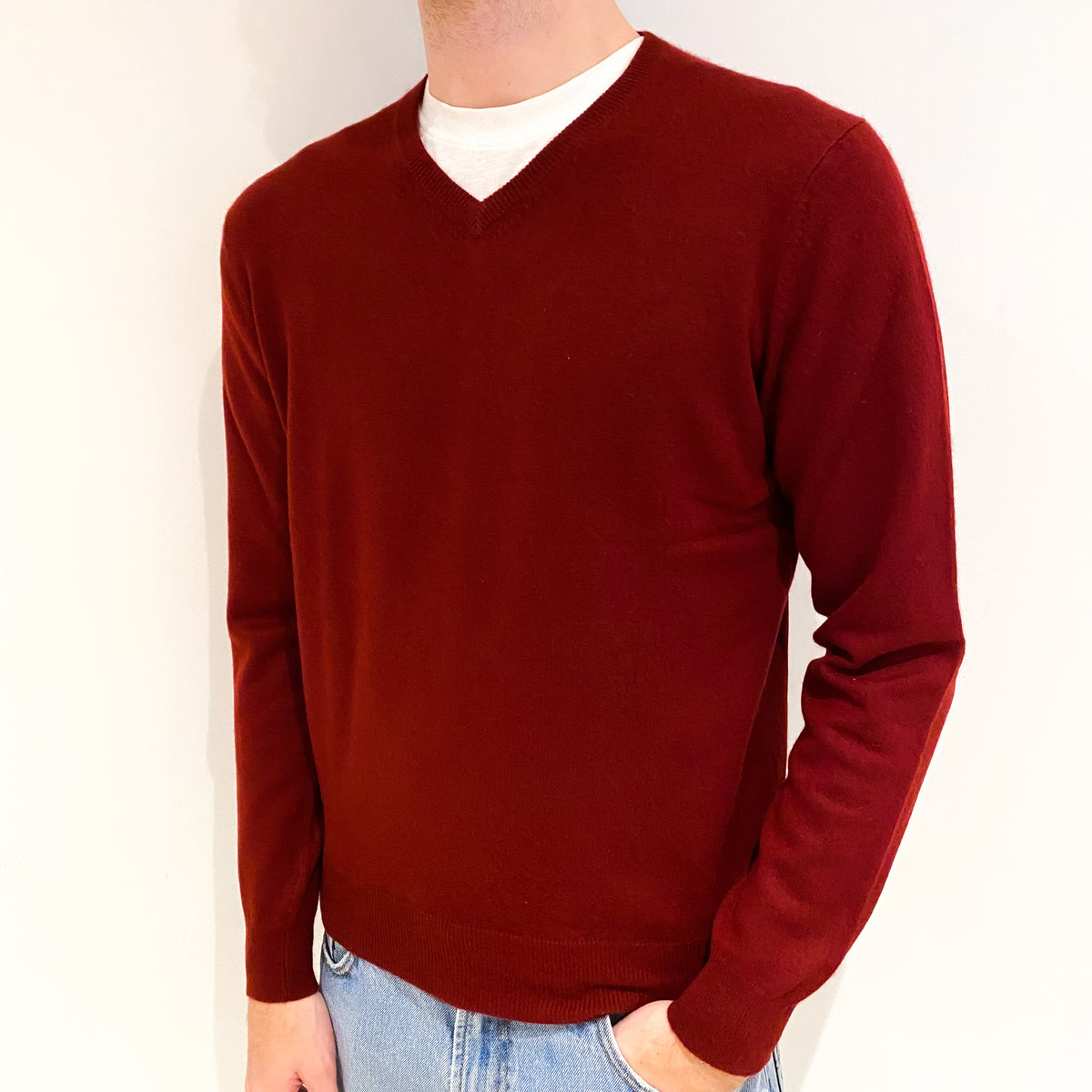 Men's Maroon Red Cashmere V Neck Jumper Medium