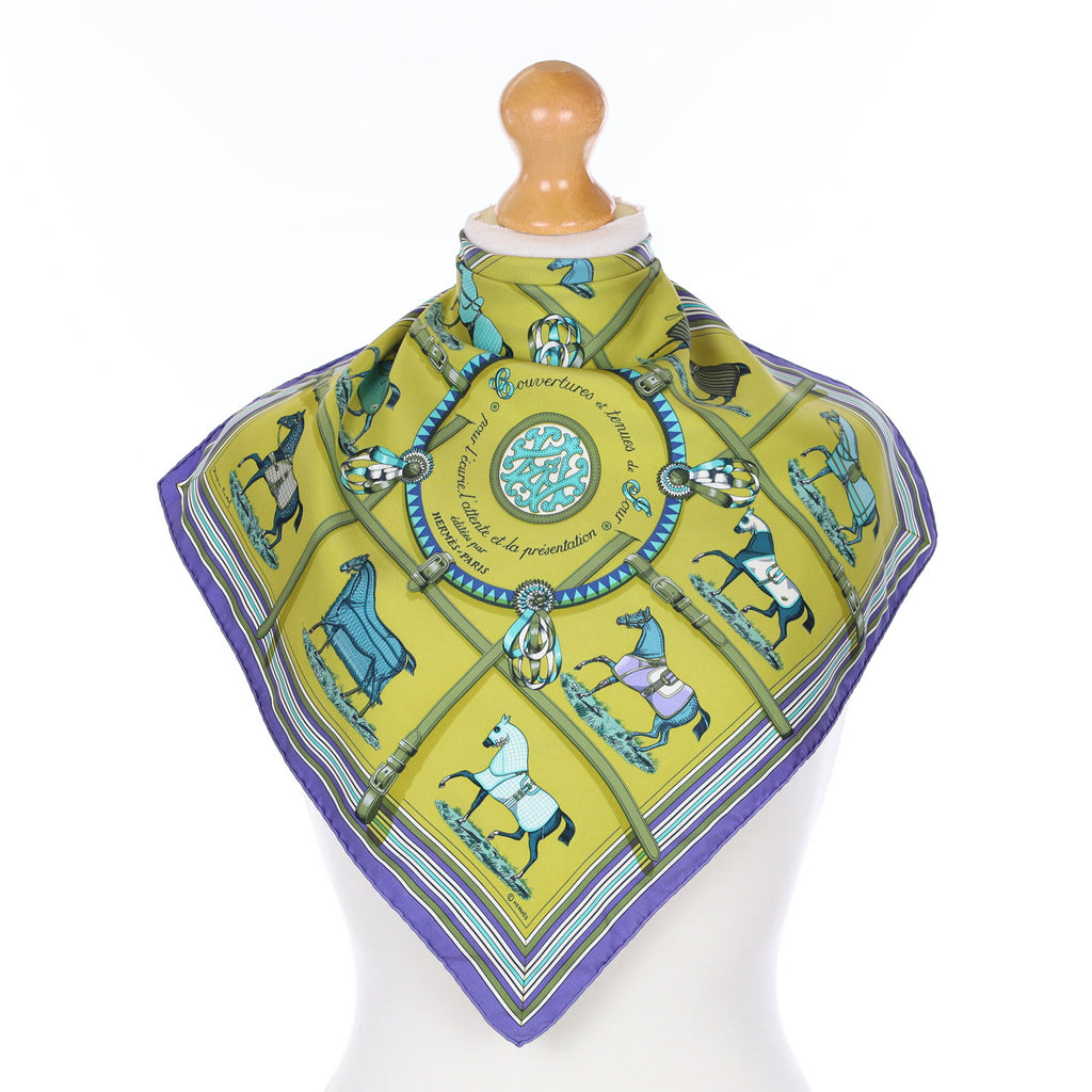 Hermès 42 Couvertures et Tenues de Jour Silk Scarf