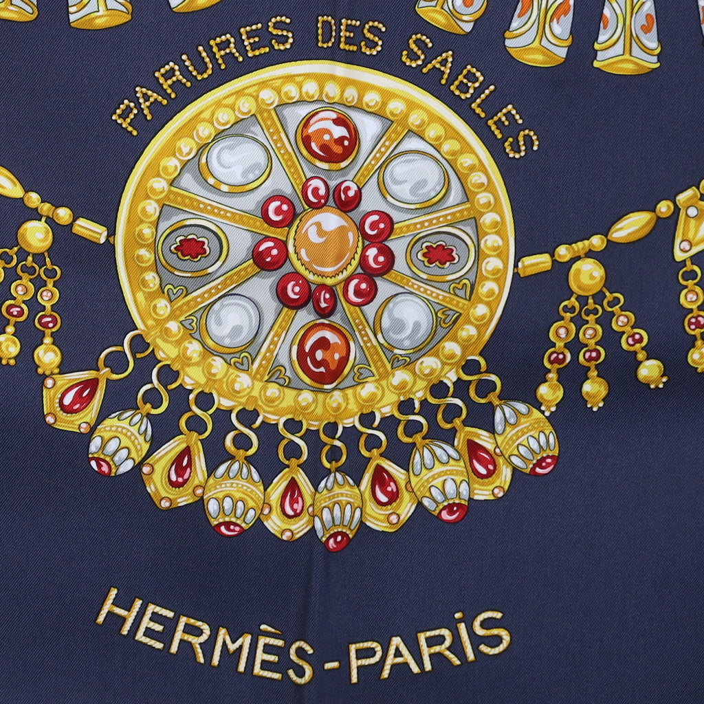 Brand New Boxed Hermès Parures des Sables Silk Scarf