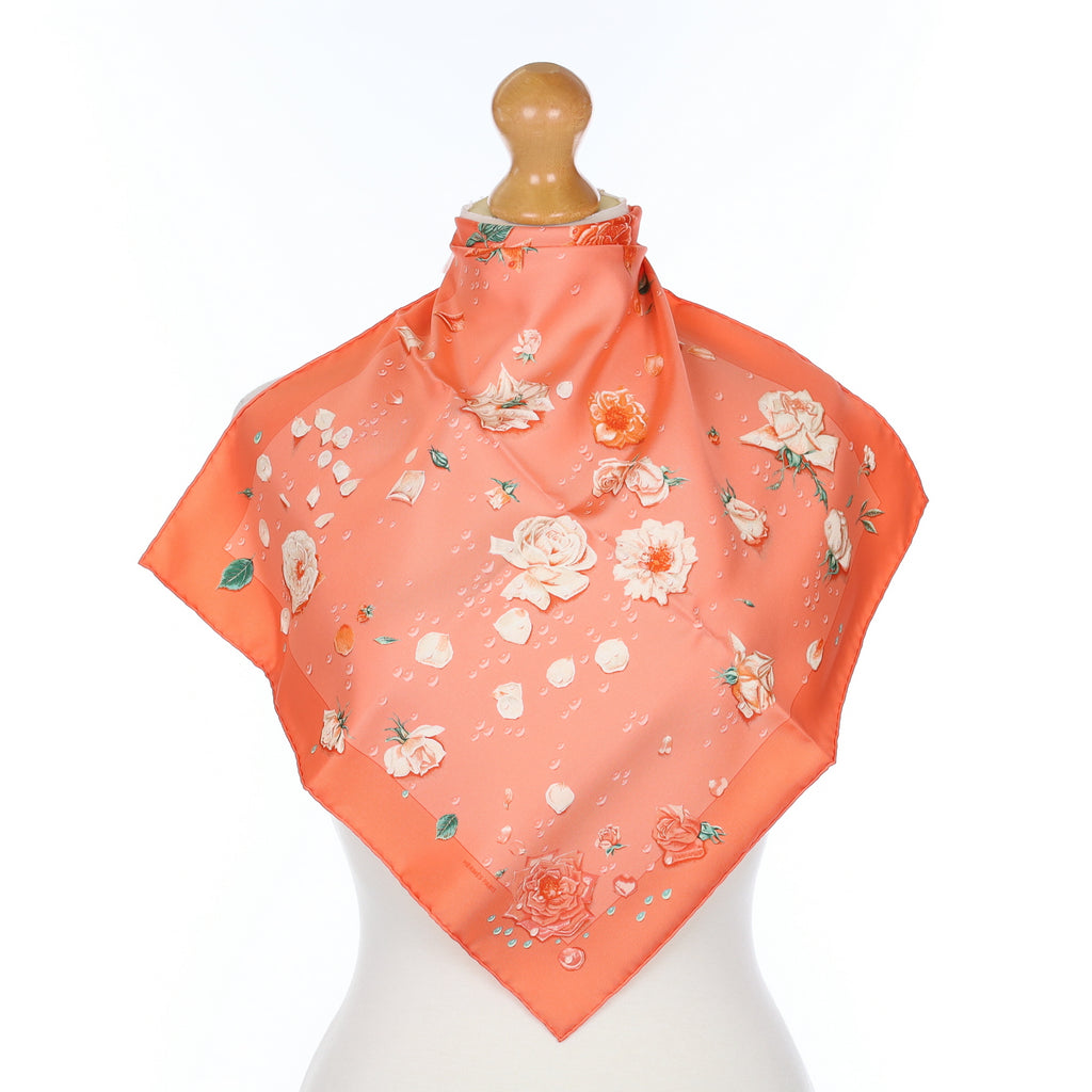 Brand New Boxed Hermès 42 La Rosée Silk Scarf