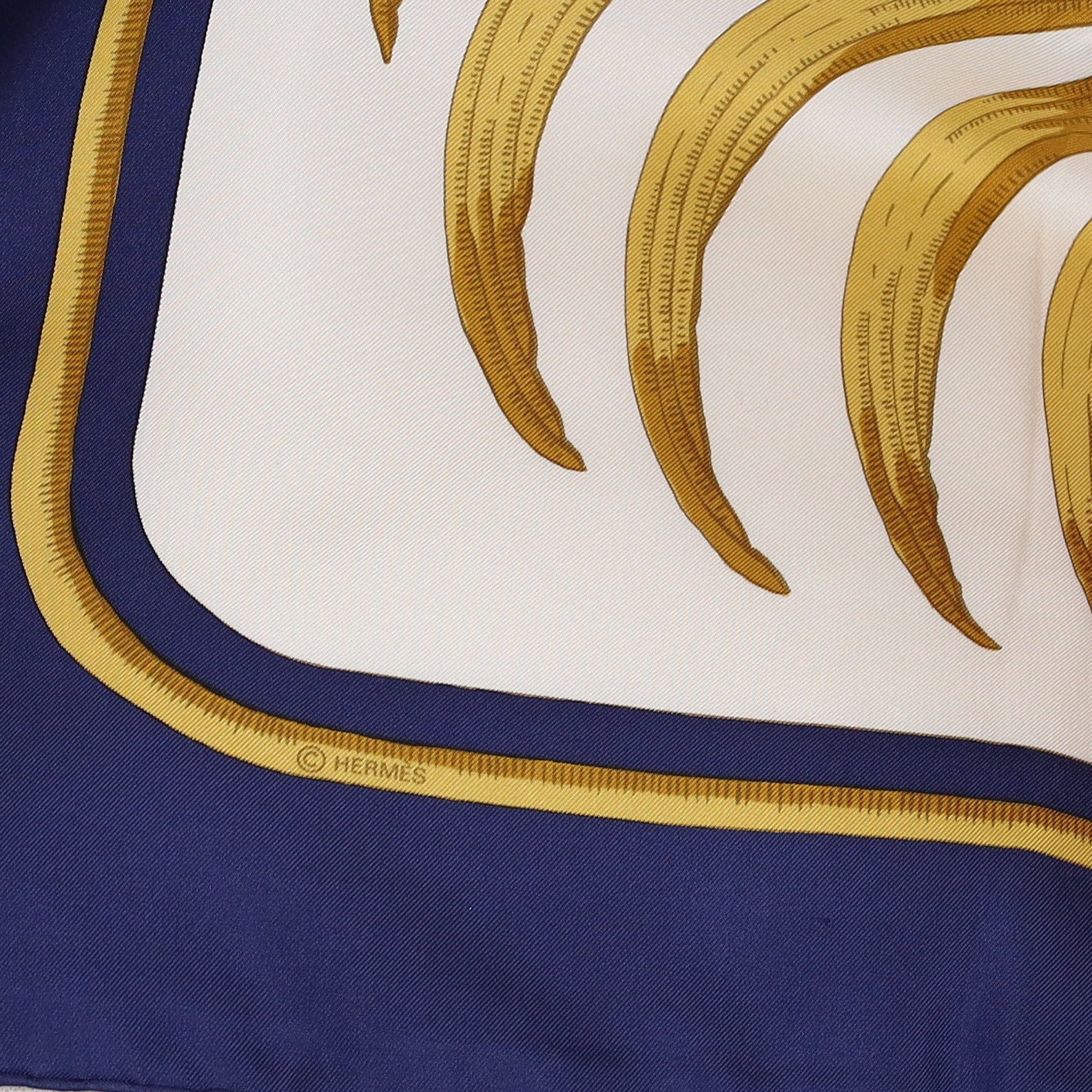 Pristine Hermès Tigre Royal Silk Scarf
