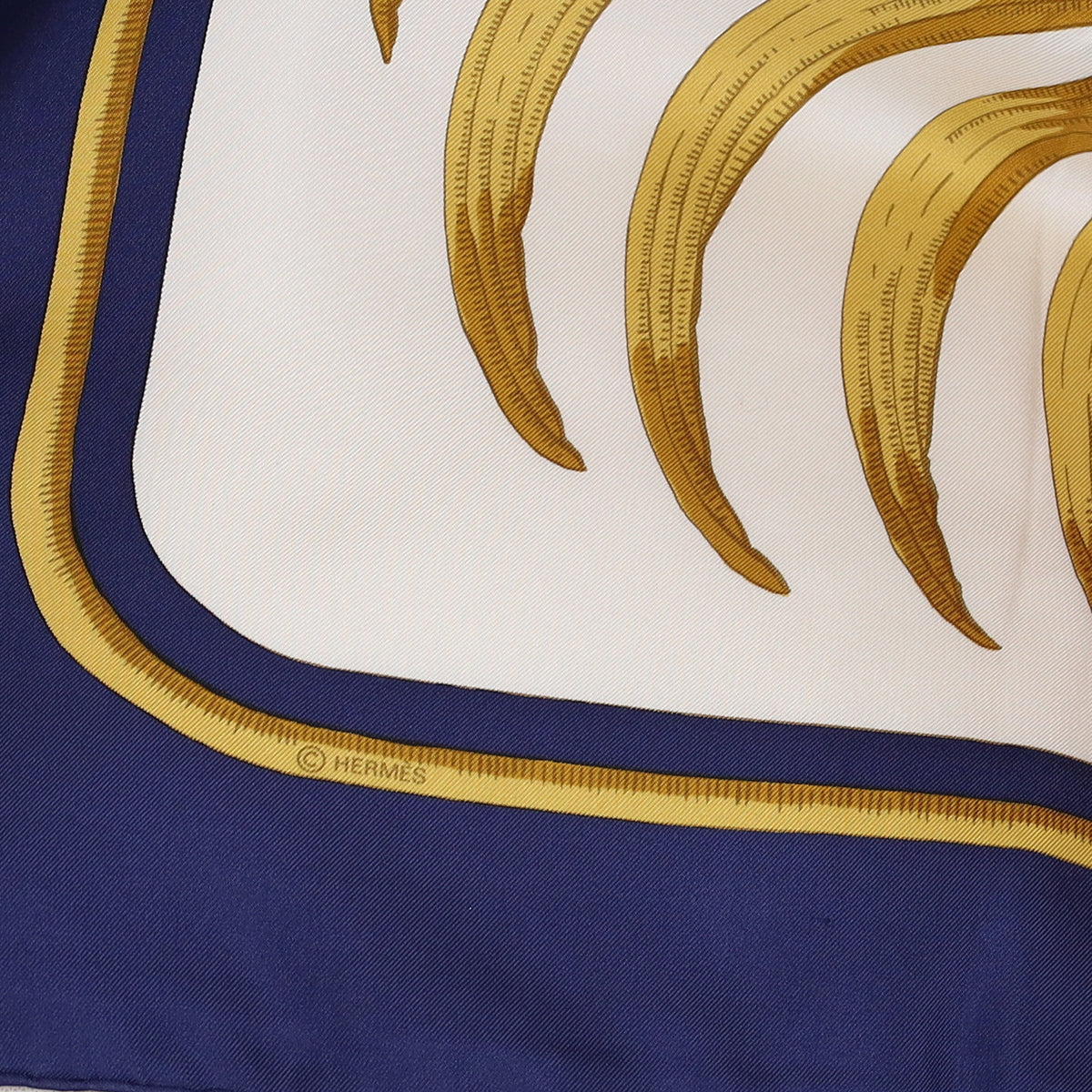 Pristine Hermès Tigre Royal Silk Scarf