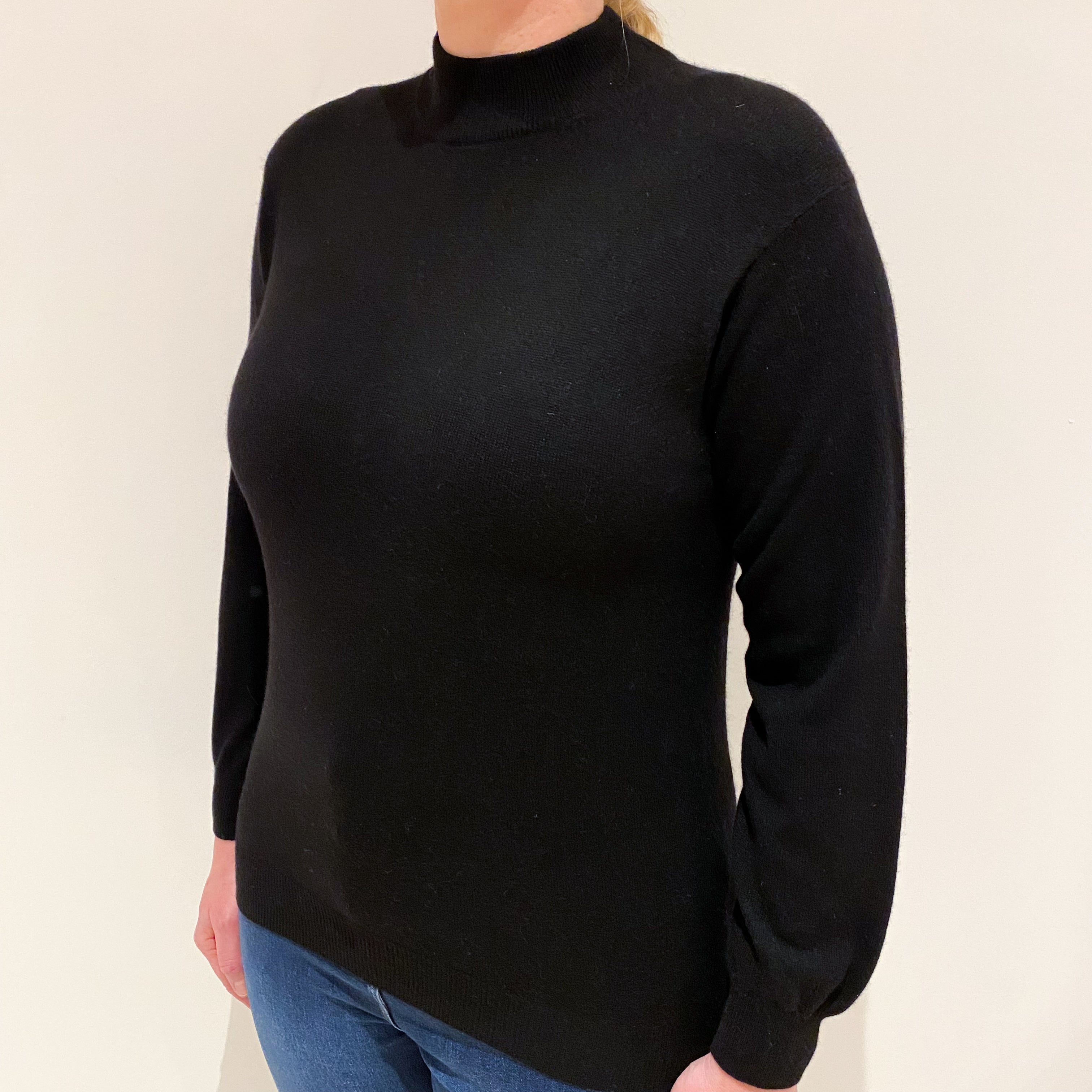 Black Cashmere Turtle Neck Jumper Large