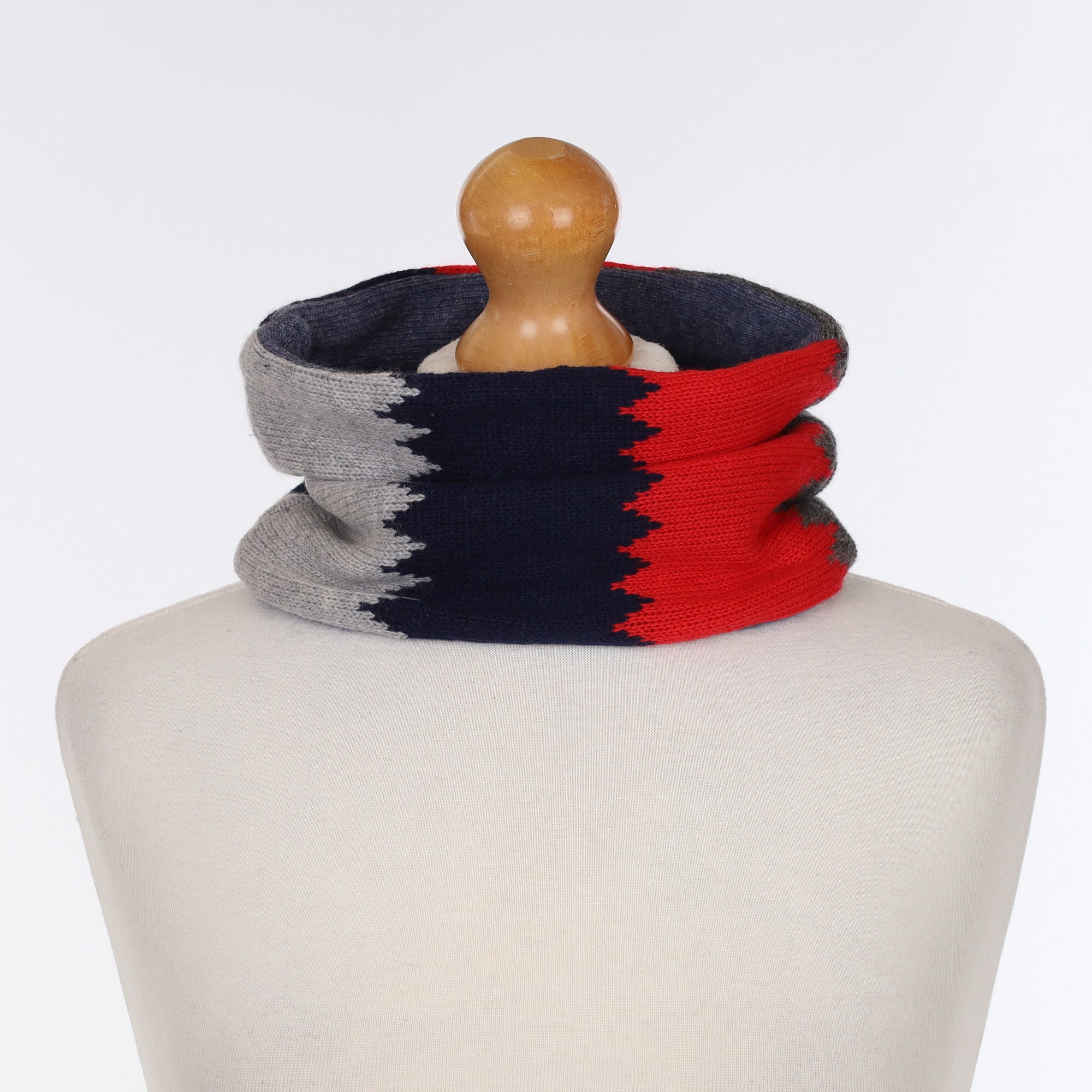 Men’s Red Navy & Grey Patterned Neck Warmer