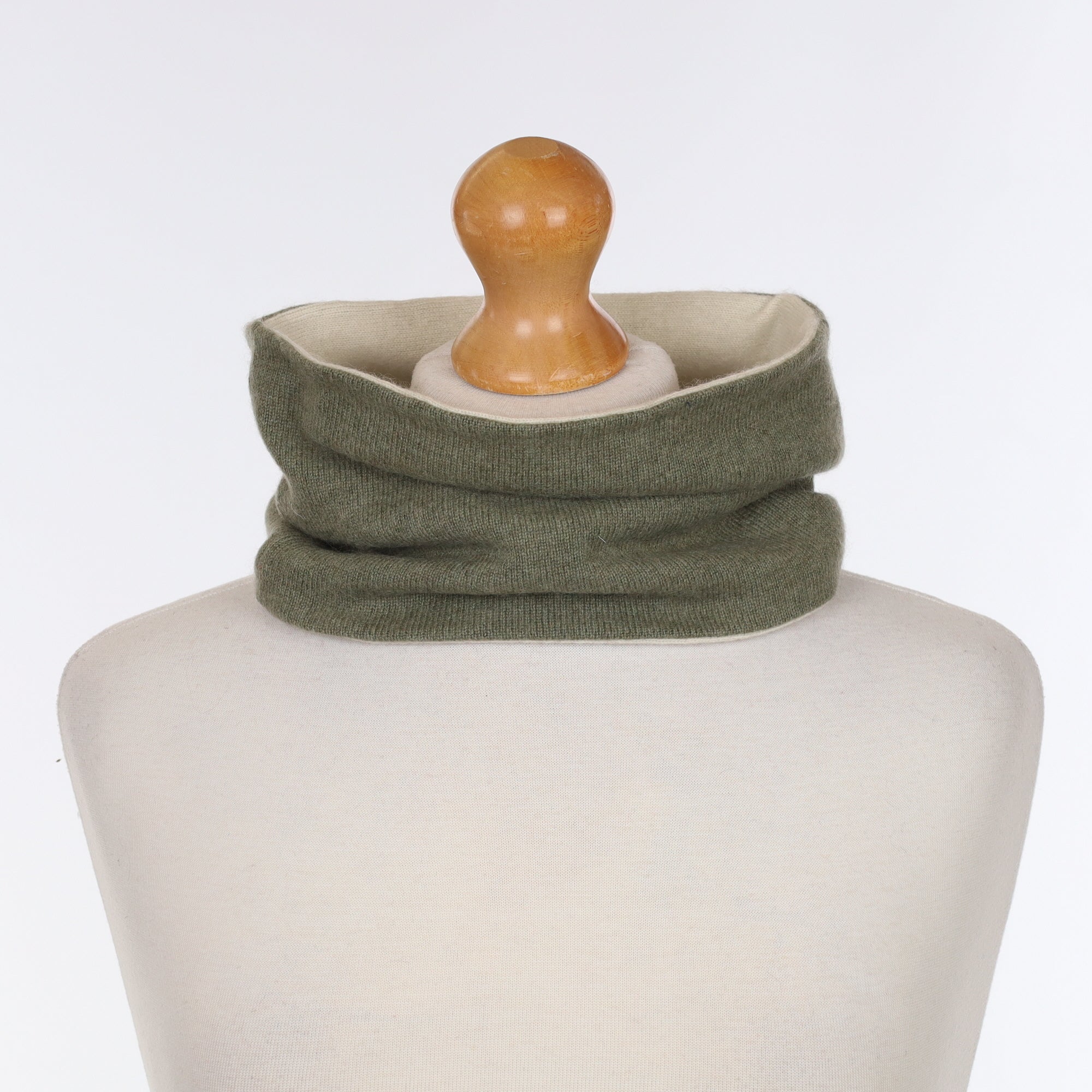 Soft Pinel & Cream Neck Warmer