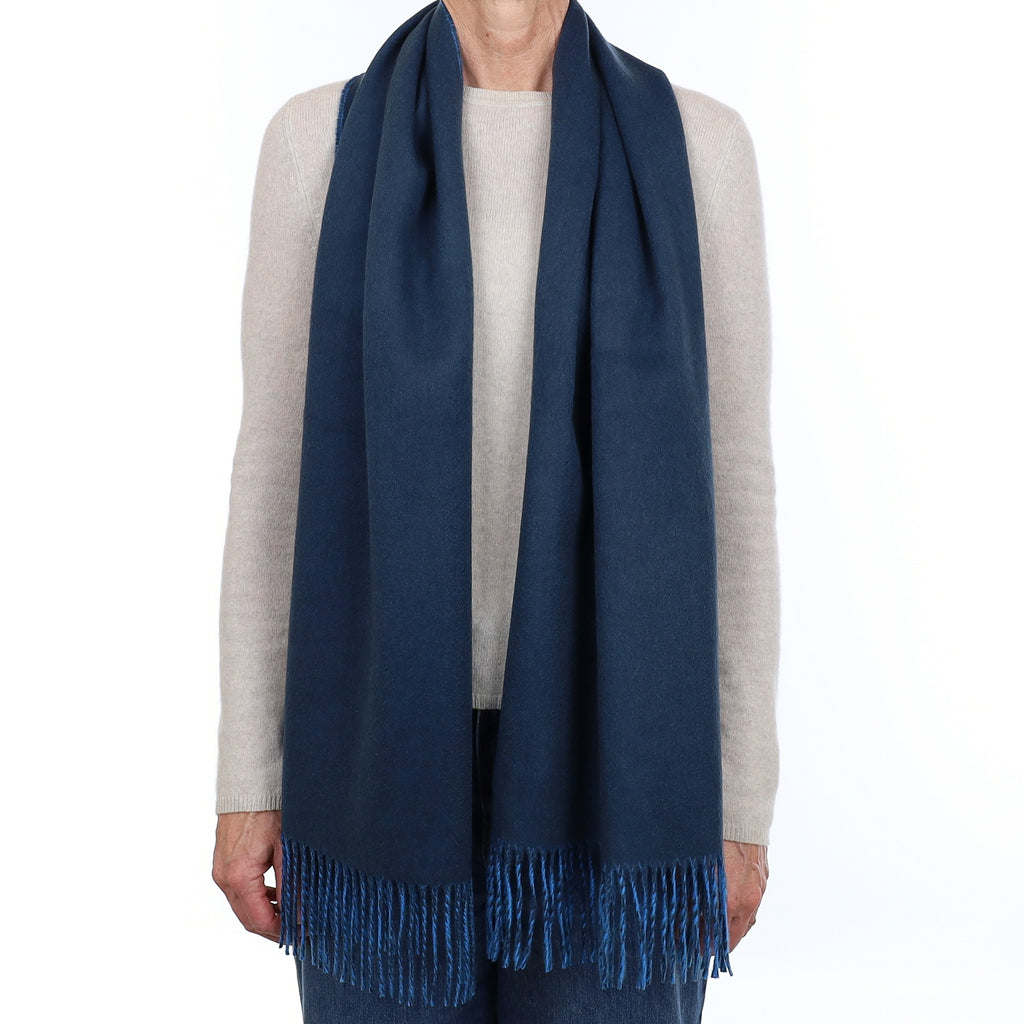 Brand New Scottish Designer Tanzanite and Petrol Blue Luxury Woven Cashmere Scarf