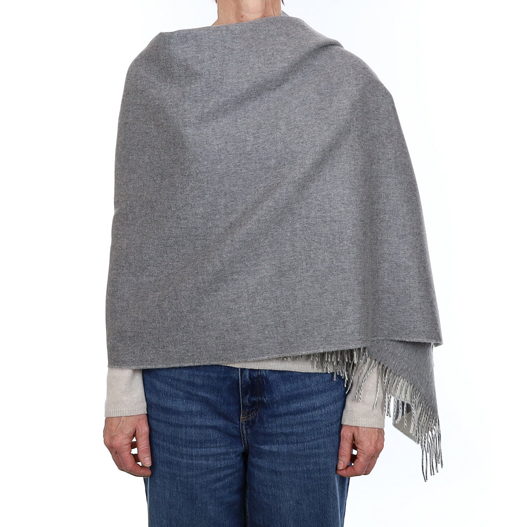 Brand New Scottish Ash Grey and Ivory Luxury Woven Cashmere Wrap