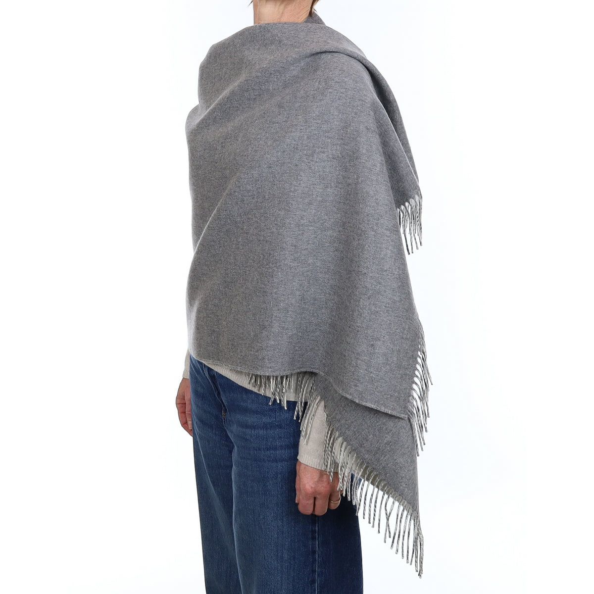 Brand New Scottish Ash Grey and Ivory Luxury Woven Cashmere Wrap