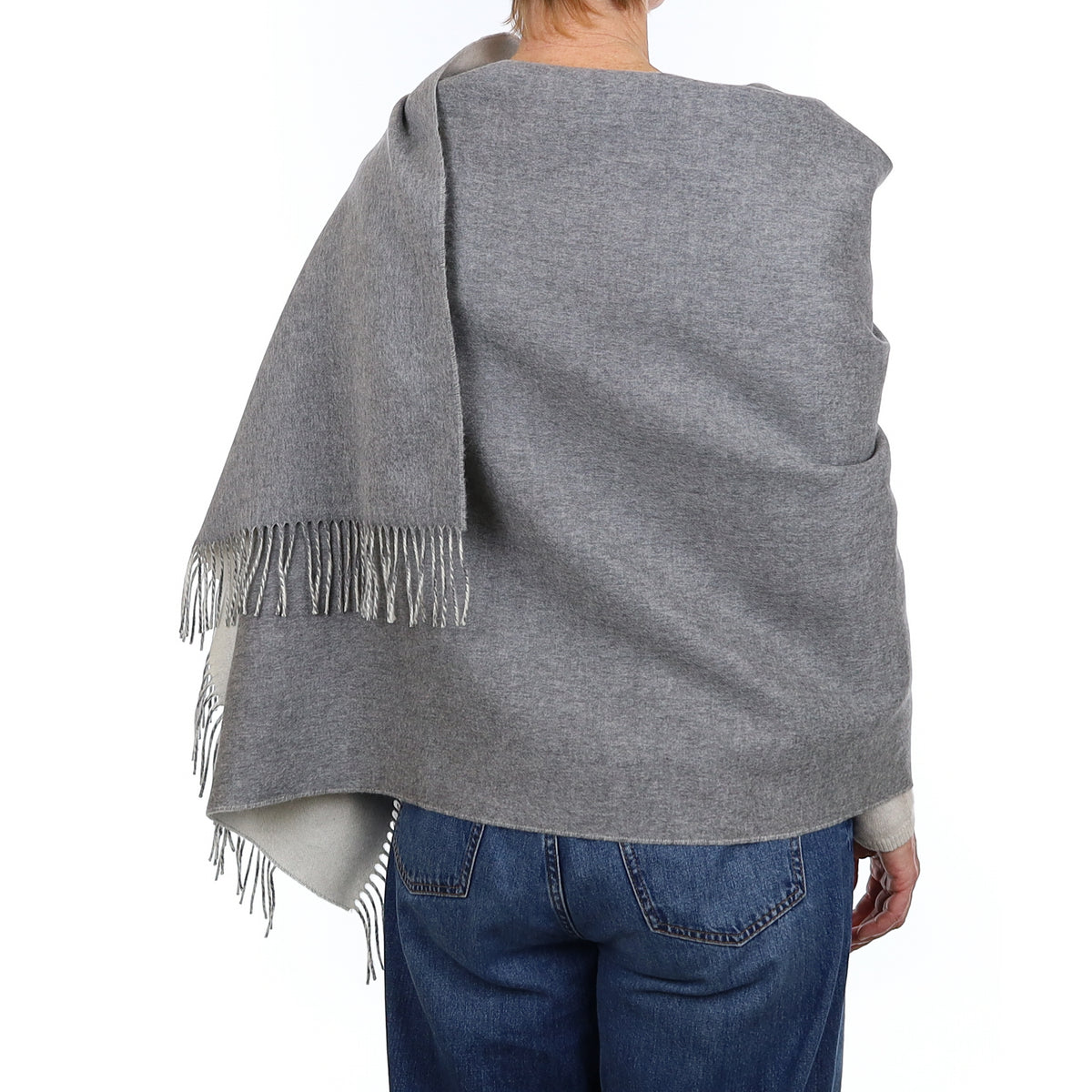 Brand New Scottish Ash Grey and Ivory Luxury Woven Cashmere Wrap
