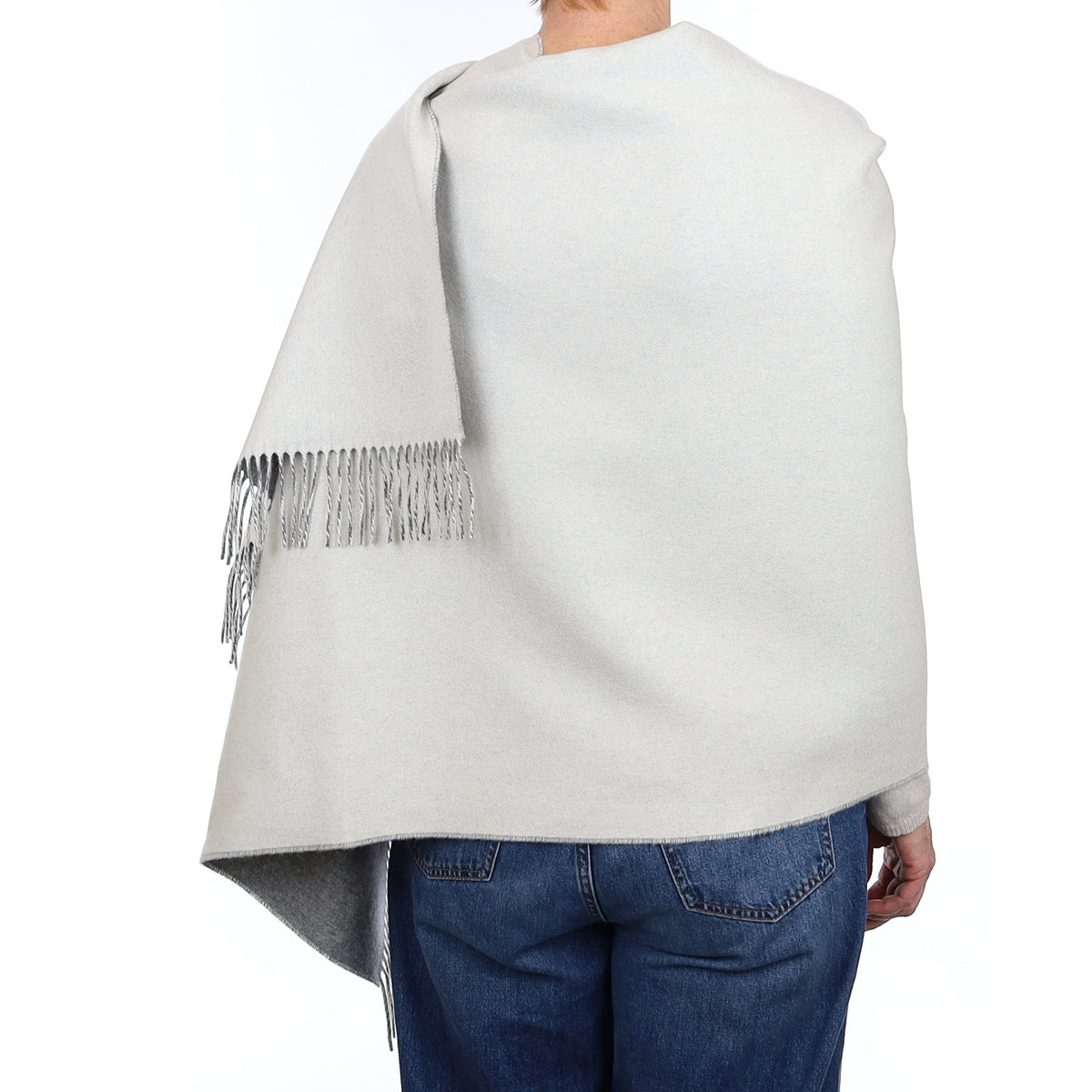 Brand New Scottish Ash Grey and Ivory Luxury Woven Cashmere Wrap