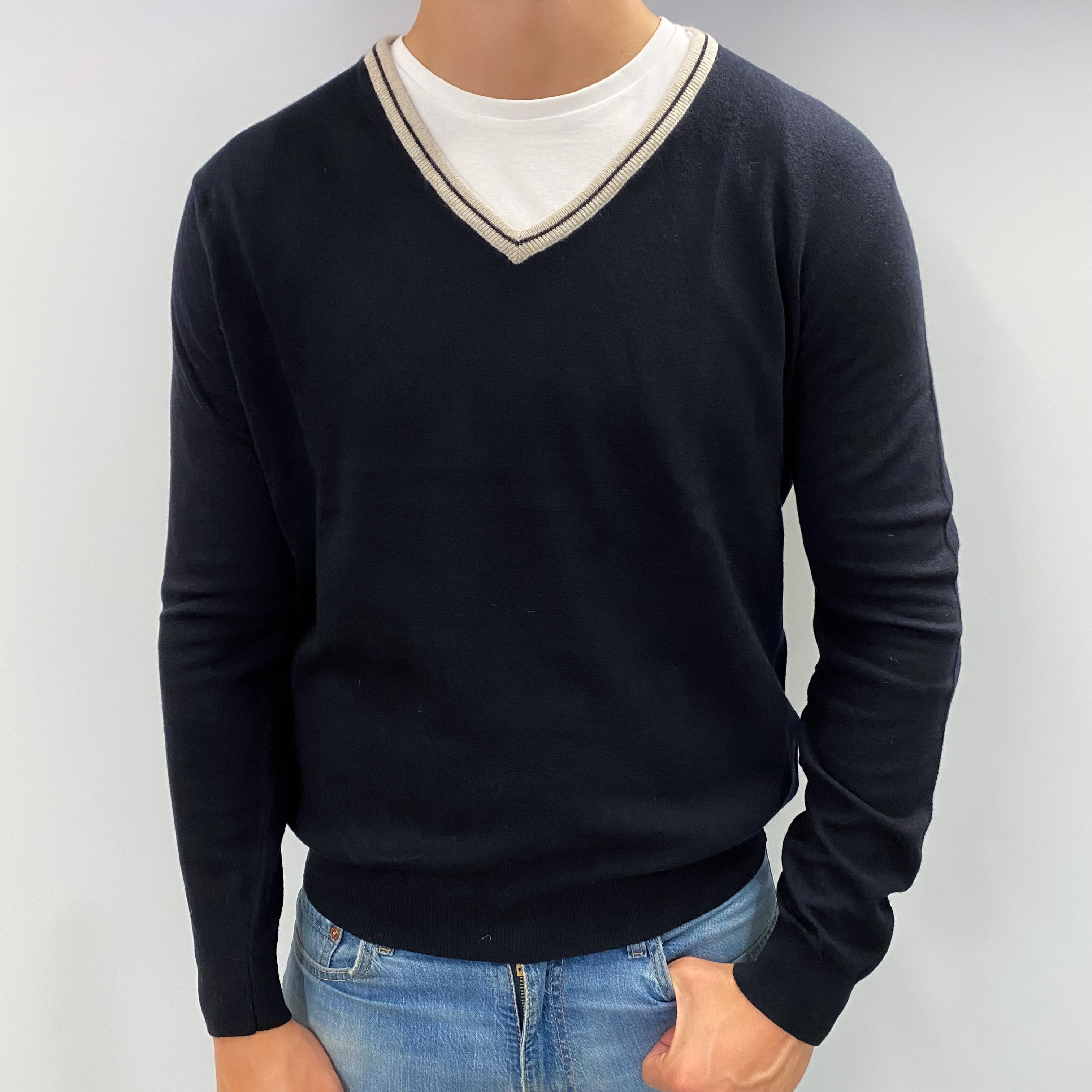 Men's Italian Dark Navy Cashmere V Neck Jumper XL