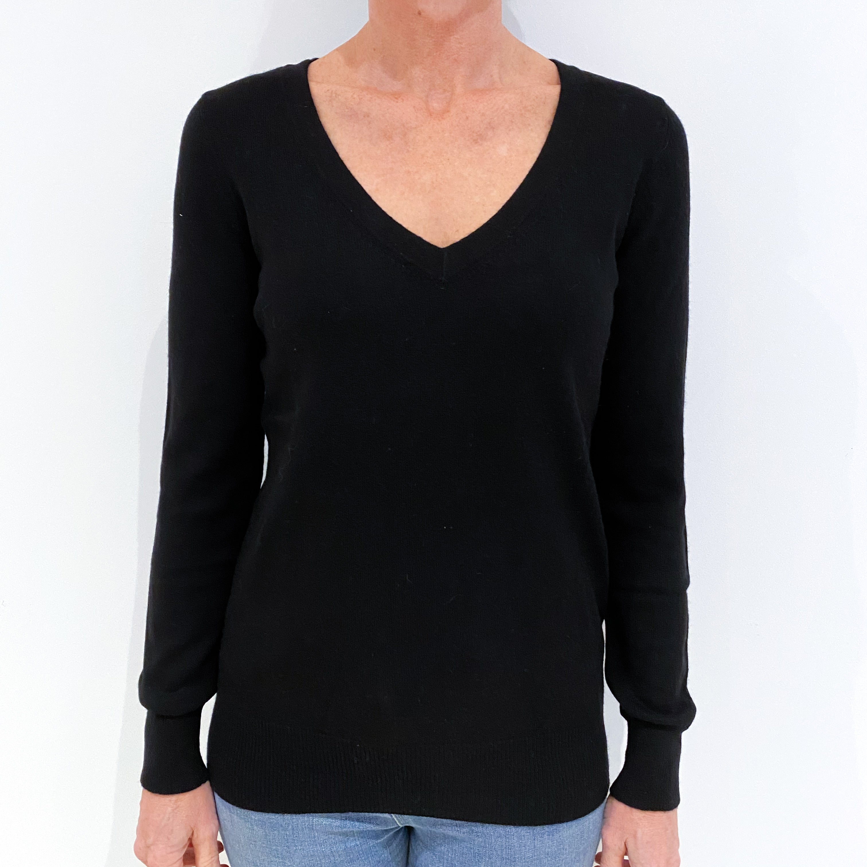 Black Cashmere V-Neck Jumper Small