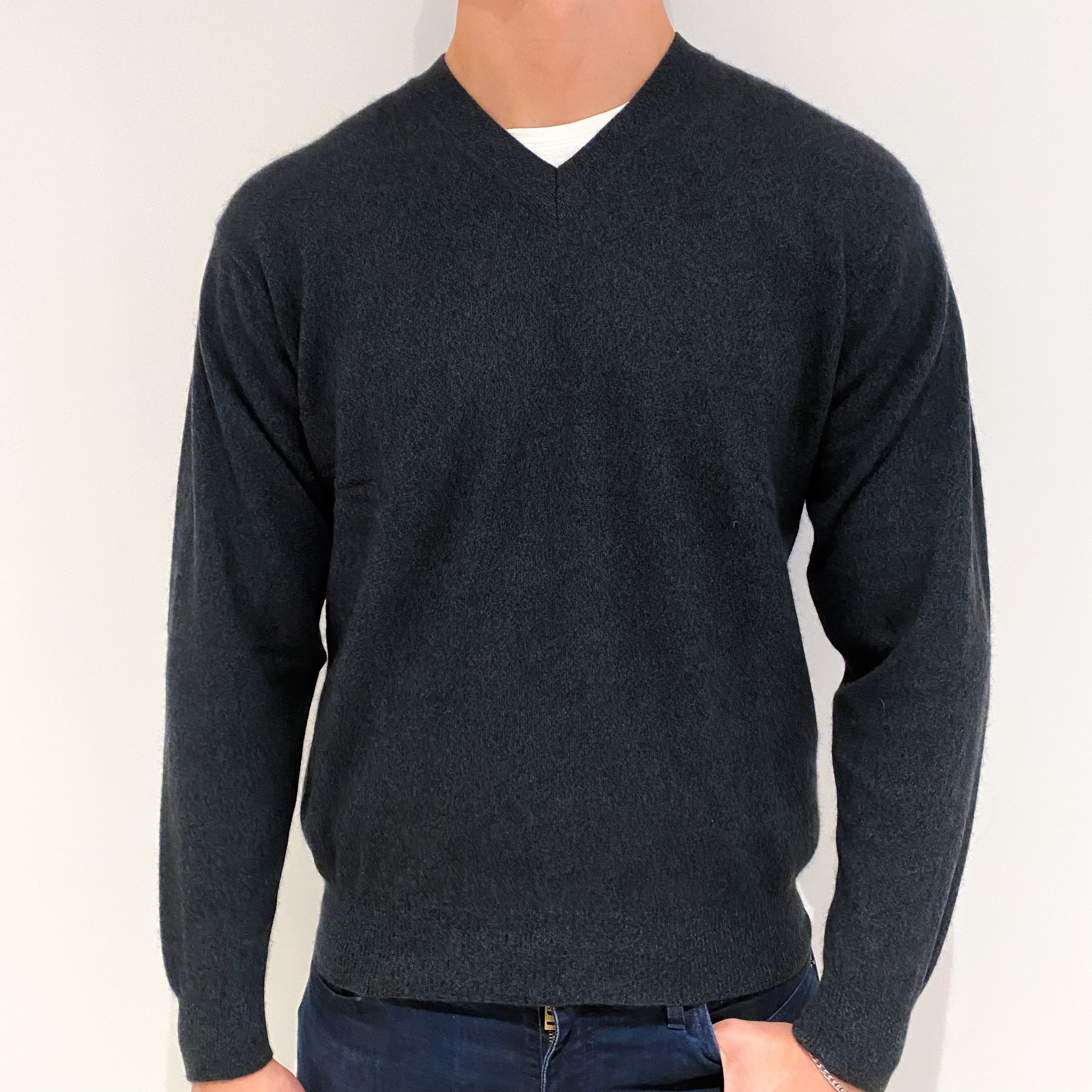 Men's Charcoal Grey Cashmere V-Neck Jumper Extra Large