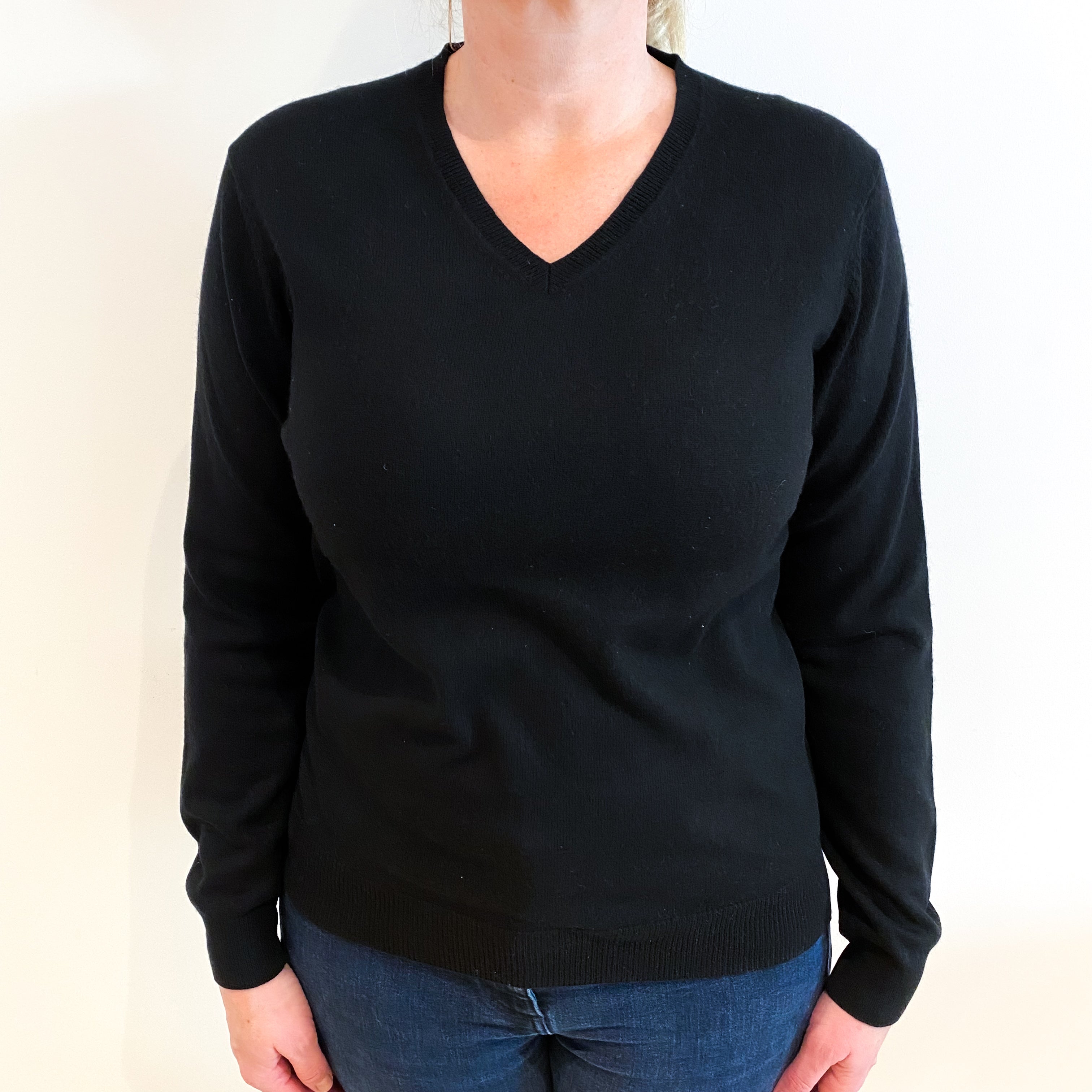 Black Cashmere V Neck Jumper Large