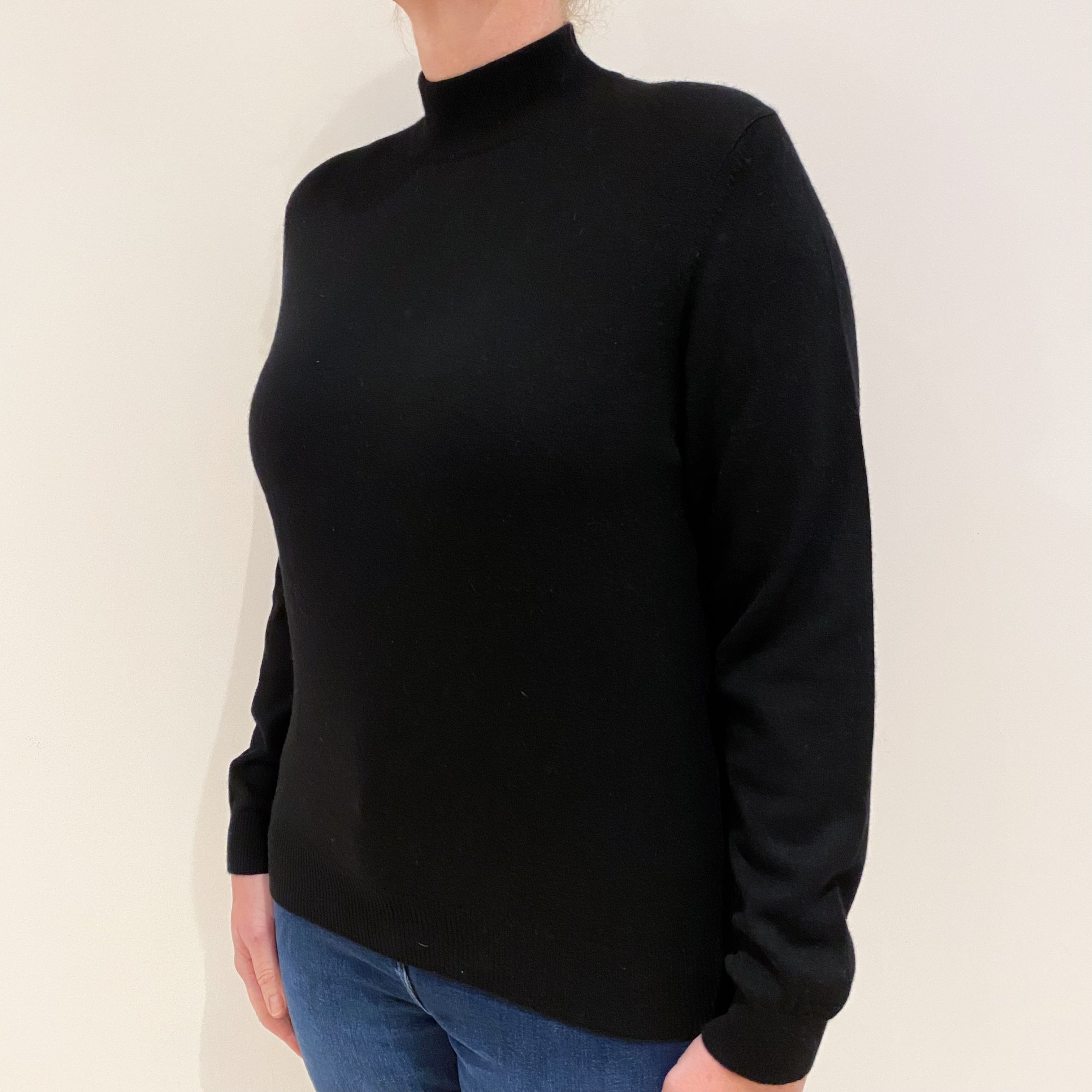 Black Cashmere Turtle Neck Jumper Large