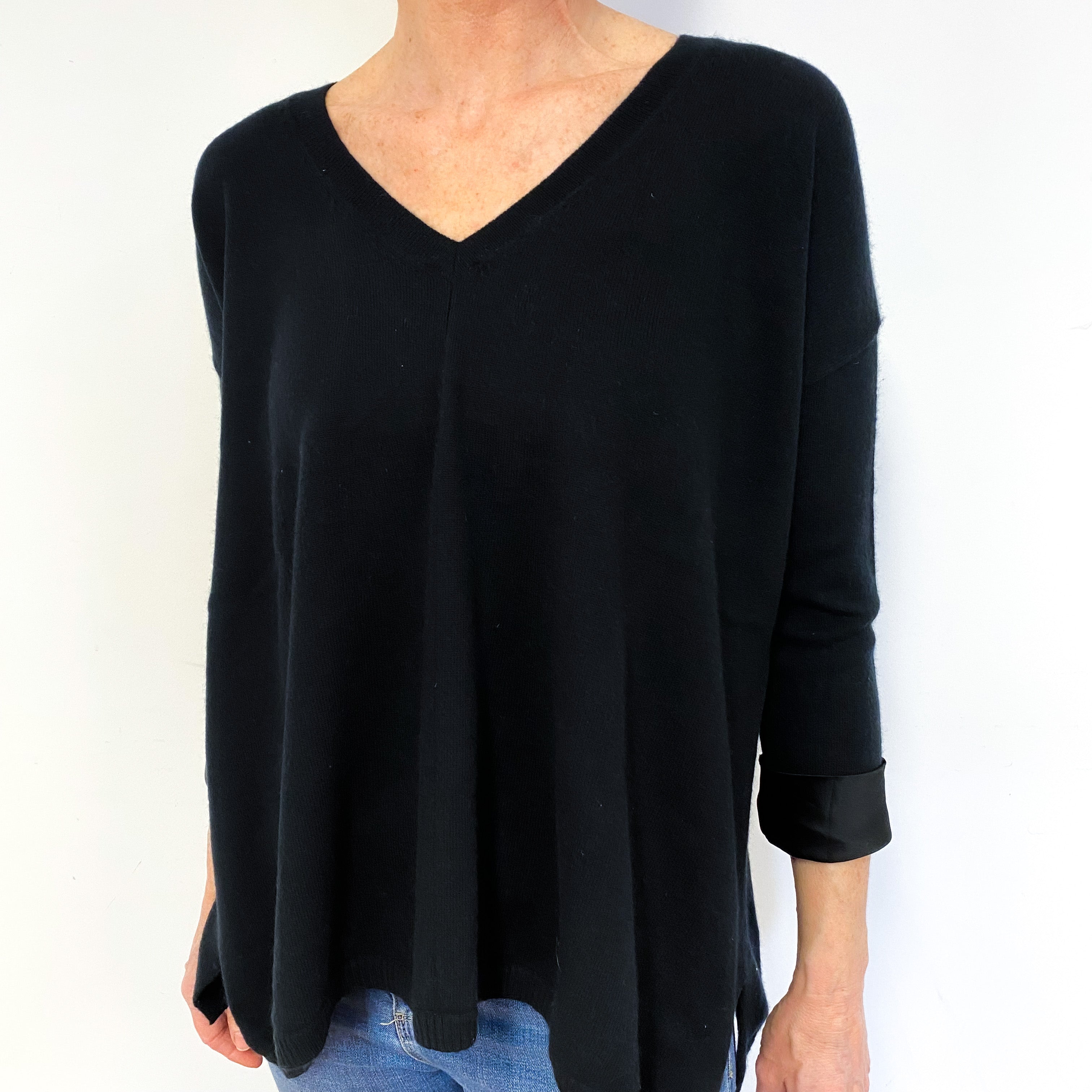 Black Cashmere V-Neck Jumper Medium
