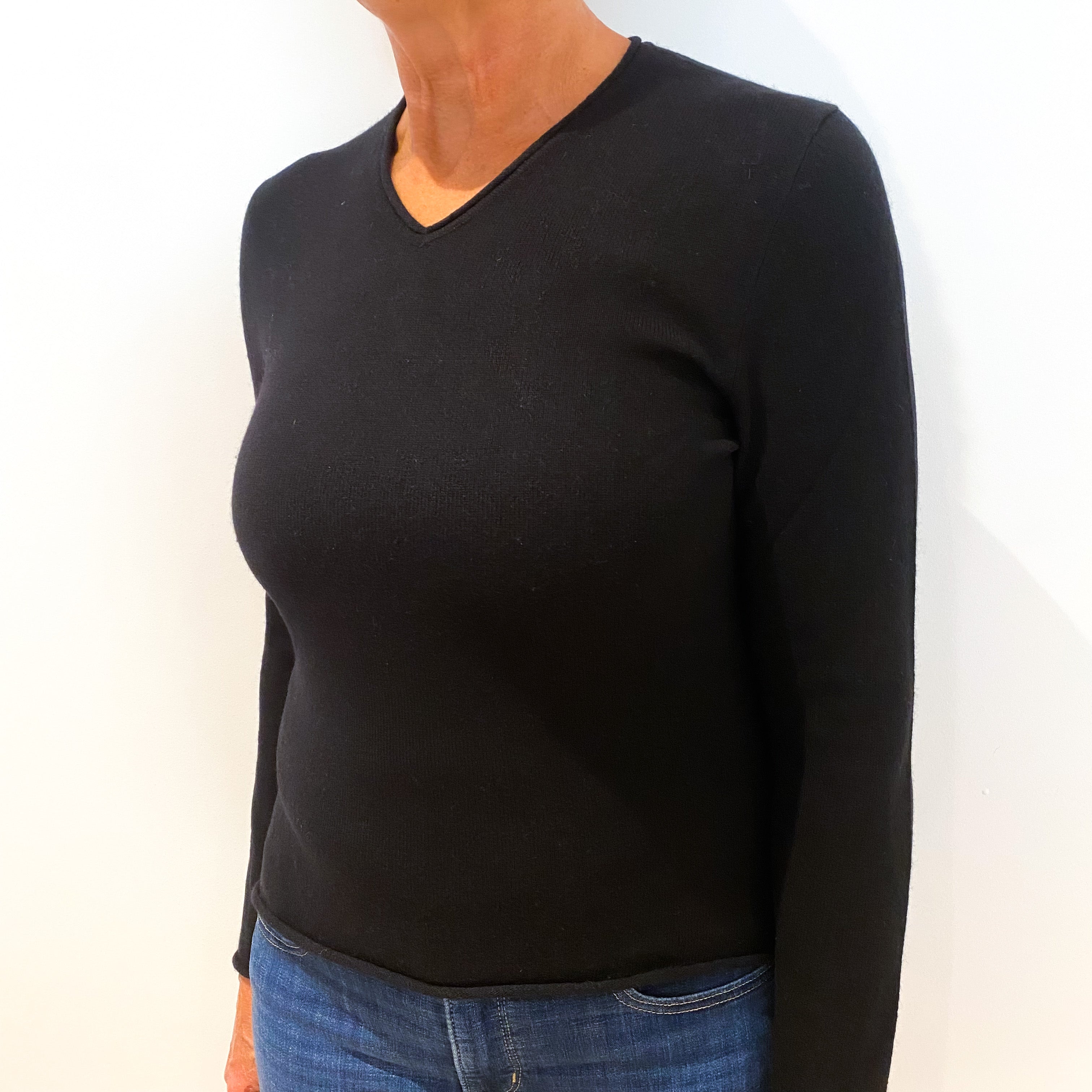 Black Cashmere V-Neck Jumper Medium