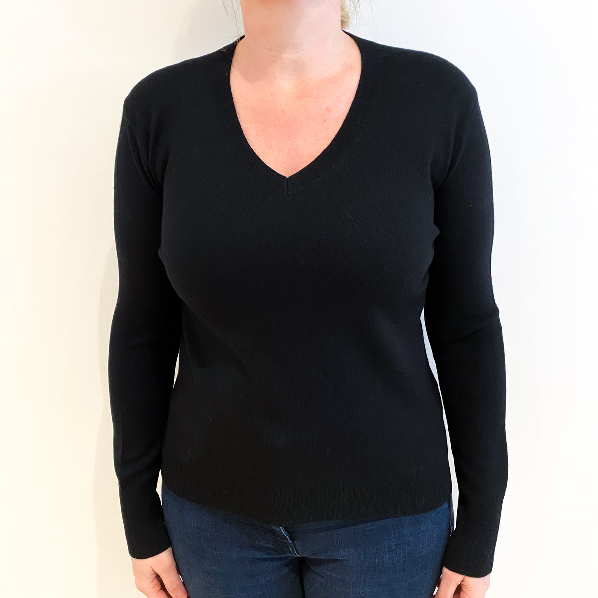 Black Cashmere V Neck Jumper Large