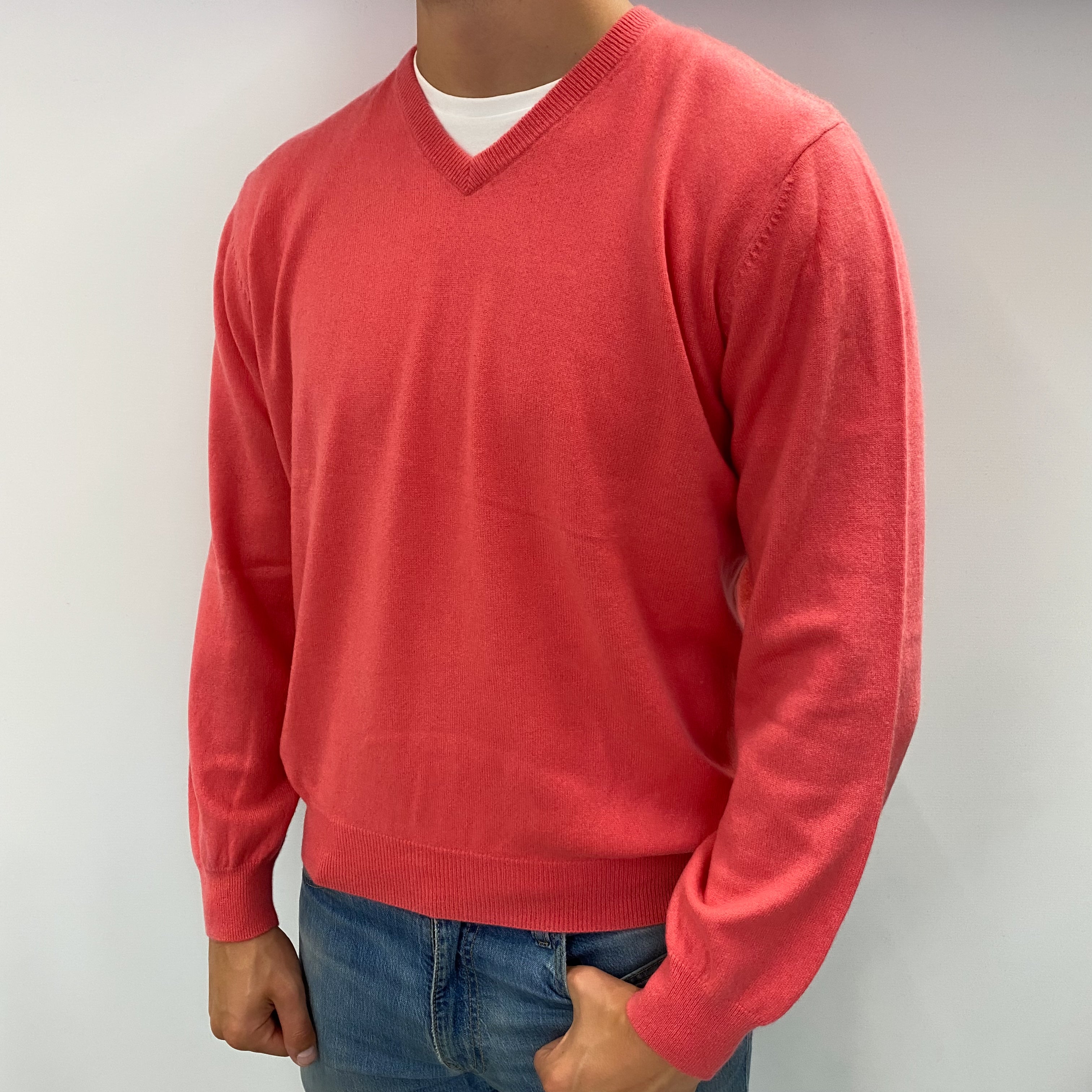 Men's Bubblegum Pink Cashmere V Neck Jumper XL