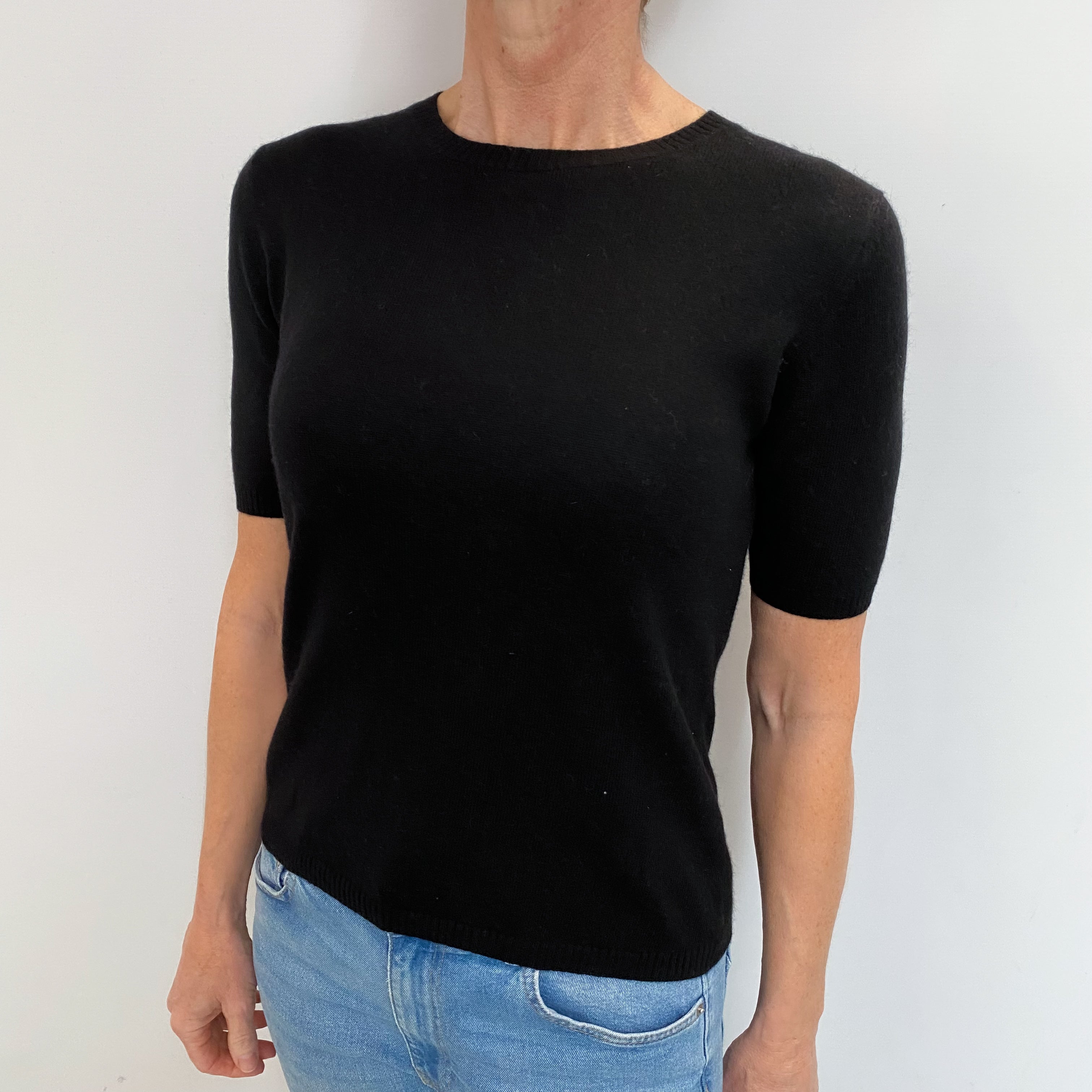 Black Cashmere Short Sleeved Crew Neck Jumper Small