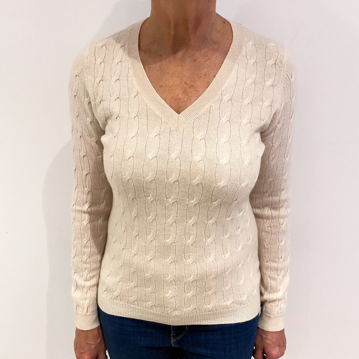 Vanilla Cream Cable Knit Cashmere V Neck Jumper Medium
