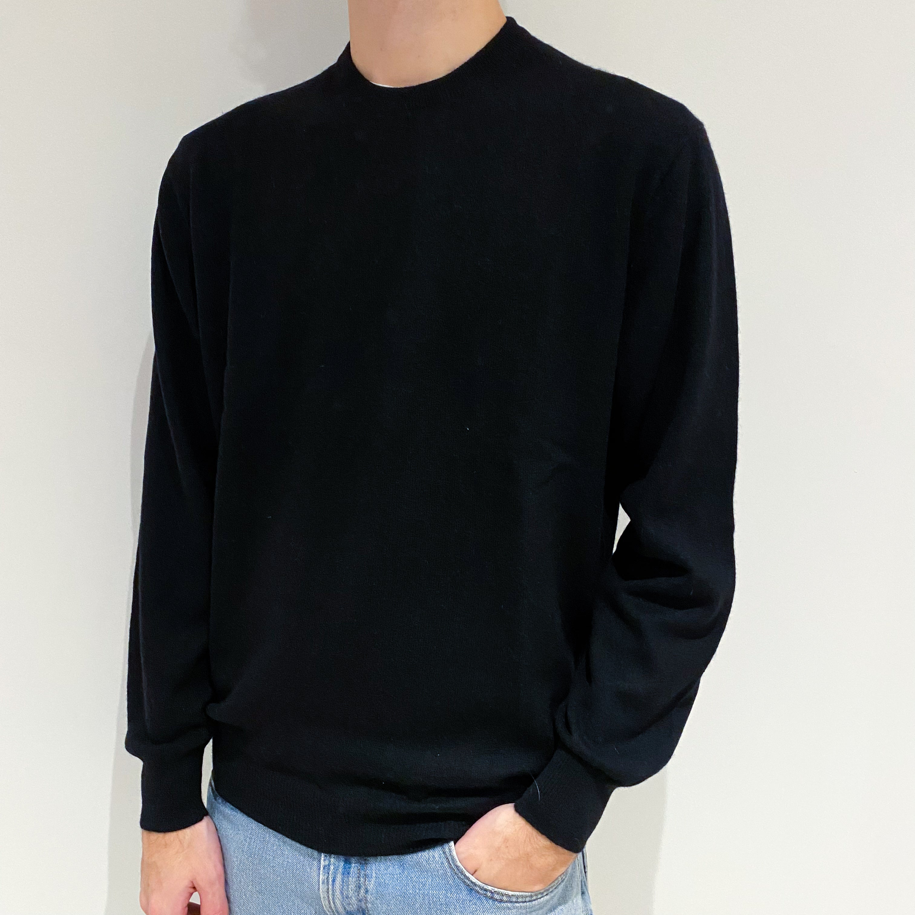 Men's Black Cashmere Crew Neck Jumper Large