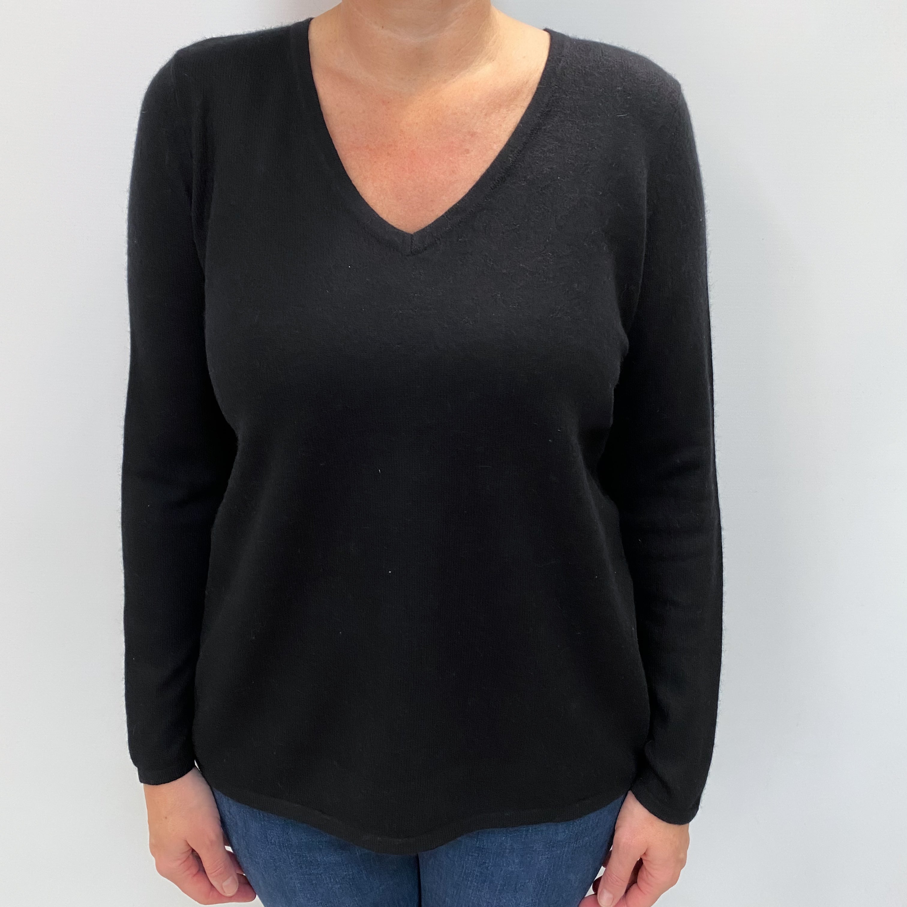 Black Cashmere V Neck Jumper Large