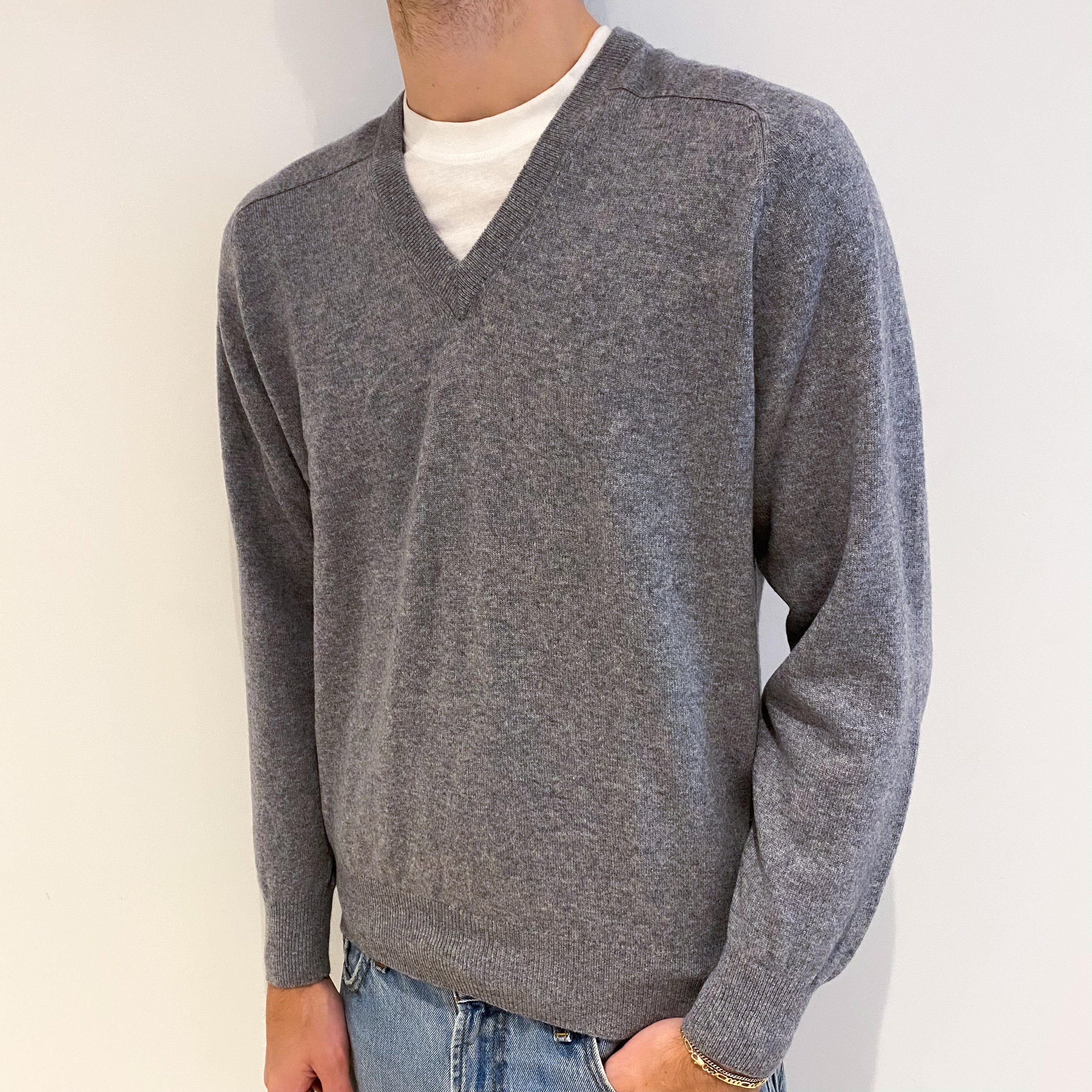 Men's Ash Grey Cashmere V Neck Jumper Large